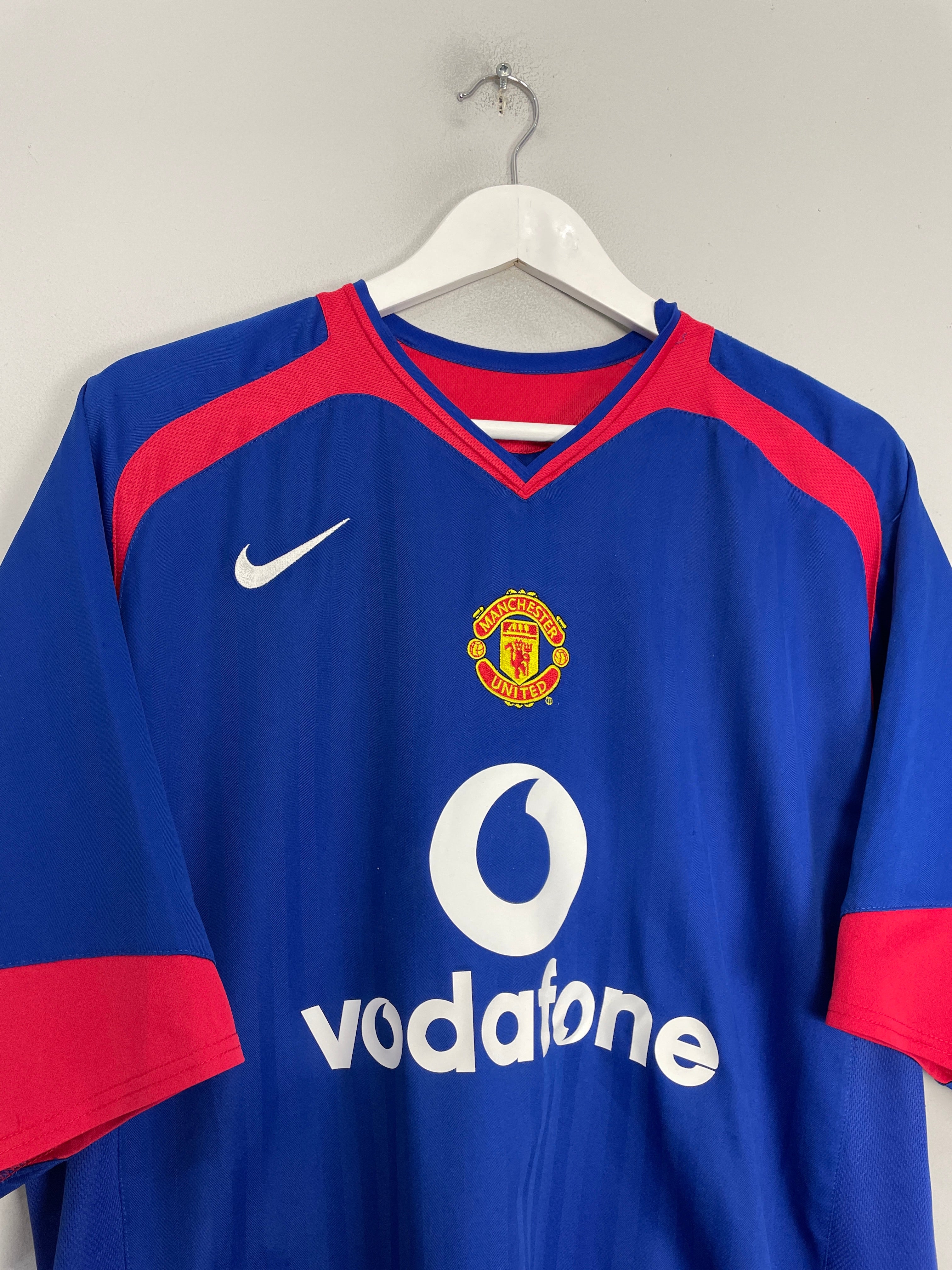 Shop 2005/06 MANCHESTER UNITED RONALDO #7 AWAY SHIRT (XL) NIKE, classic football shirts, vintage football shirts & retro soccer jerseys at Cult Kits