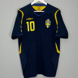 Shop 2008/09 SWEDEN IBRAHIMOVIC #9 AWAY SHIRT (L) UMBRO, classic football shirts, vintage football shirts & retro soccer jerseys at Cult Kits