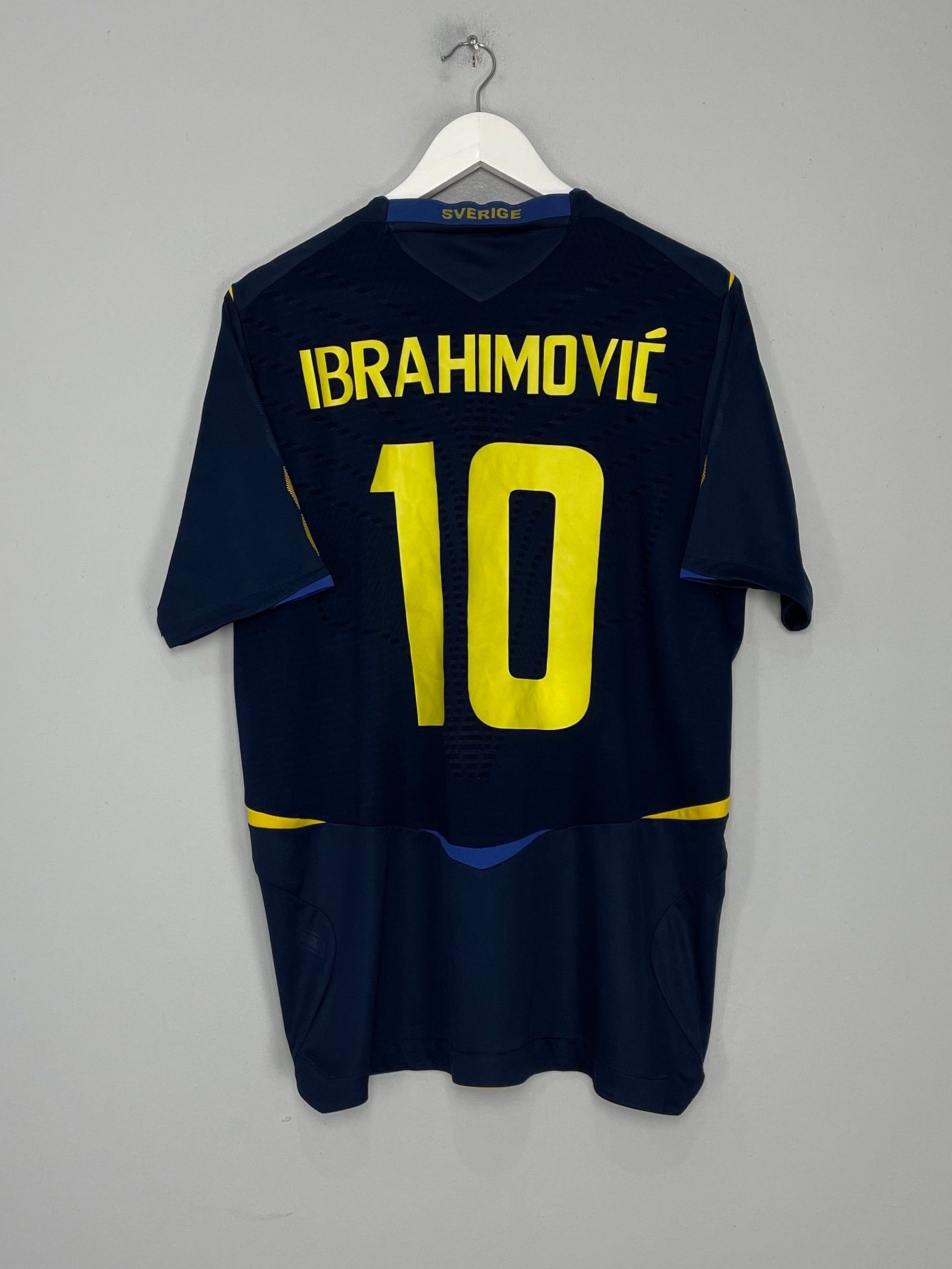 Shop 2008/09 SWEDEN IBRAHIMOVIC #9 AWAY SHIRT (L) UMBRO, classic football shirts, vintage football shirts & retro soccer jerseys at Cult Kits