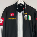 Shop 2003/04 JUVENTUS TRACK JACKET (S) LOTTO, classic football shirts, vintage football shirts & retro soccer jerseys at Cult Kits