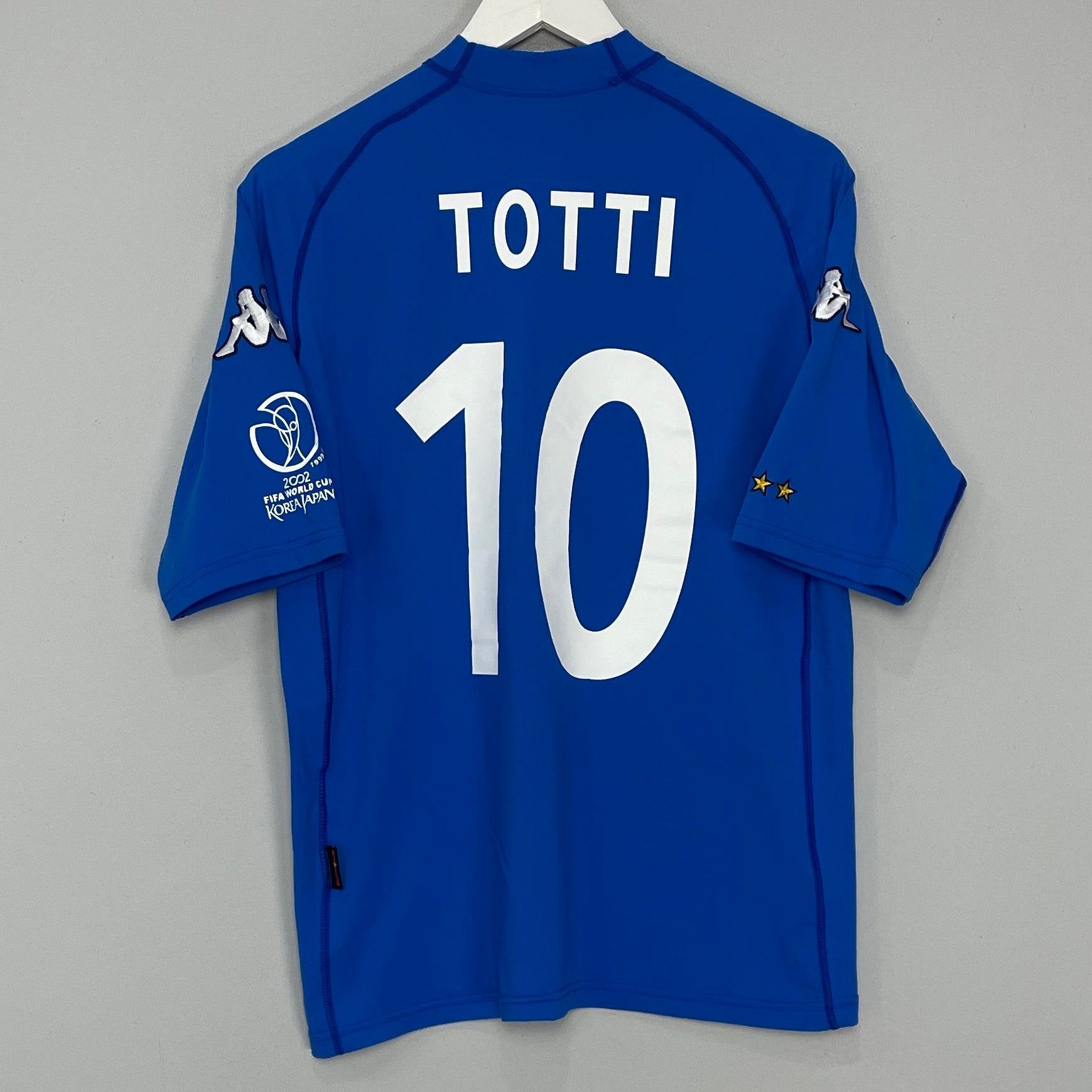 Shop 2002/03 ITALY TOTTI #10 HOME SHIRT (XL) KAPPA, classic football shirts, vintage football shirts & retro soccer jerseys at Cult Kits