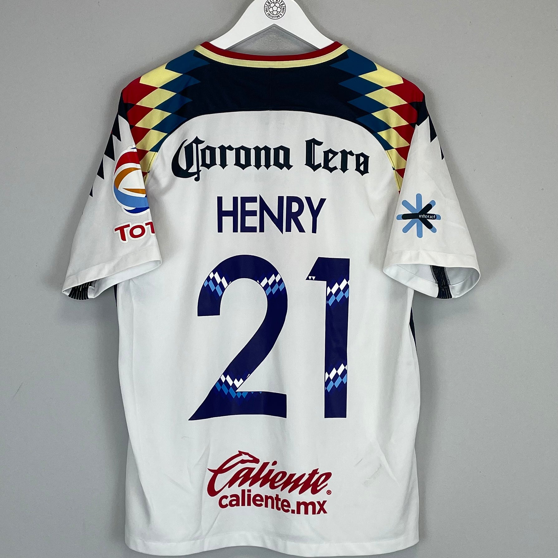 Shop 2017/18 CLUB AMERICA HENRY #21 AWAY SHIRT (L) NIKE, classic football shirts, vintage football shirts & retro soccer jerseys at Cult Kits