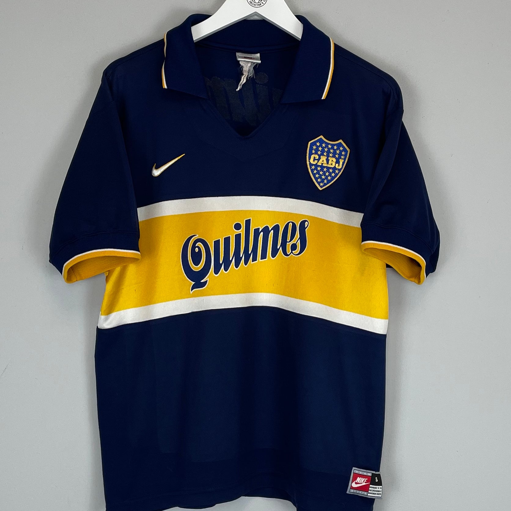 Shop 1997/98 BOCA JUNIORS HOME SHIRT (S) NIKE, classic football shirts, vintage football shirts & retro soccer jerseys at Cult Kits