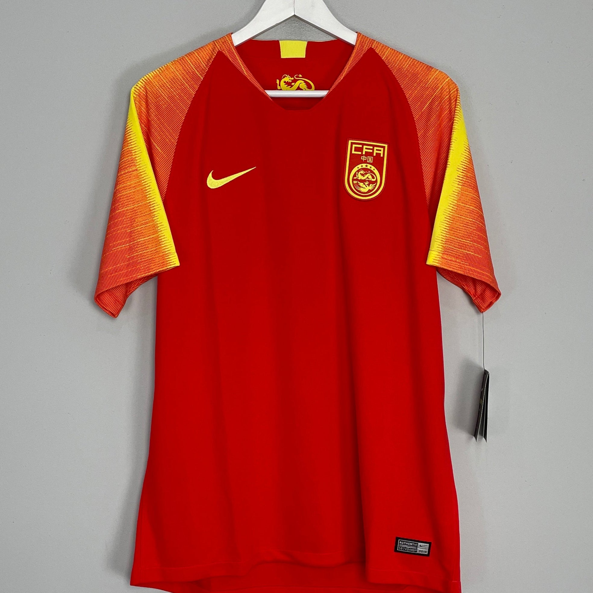 Shop 2018/19 CHINA *BNWT* HOME SHIRT (L) NIKE, classic football shirts, vintage football shirts & retro soccer jerseys at Cult Kits