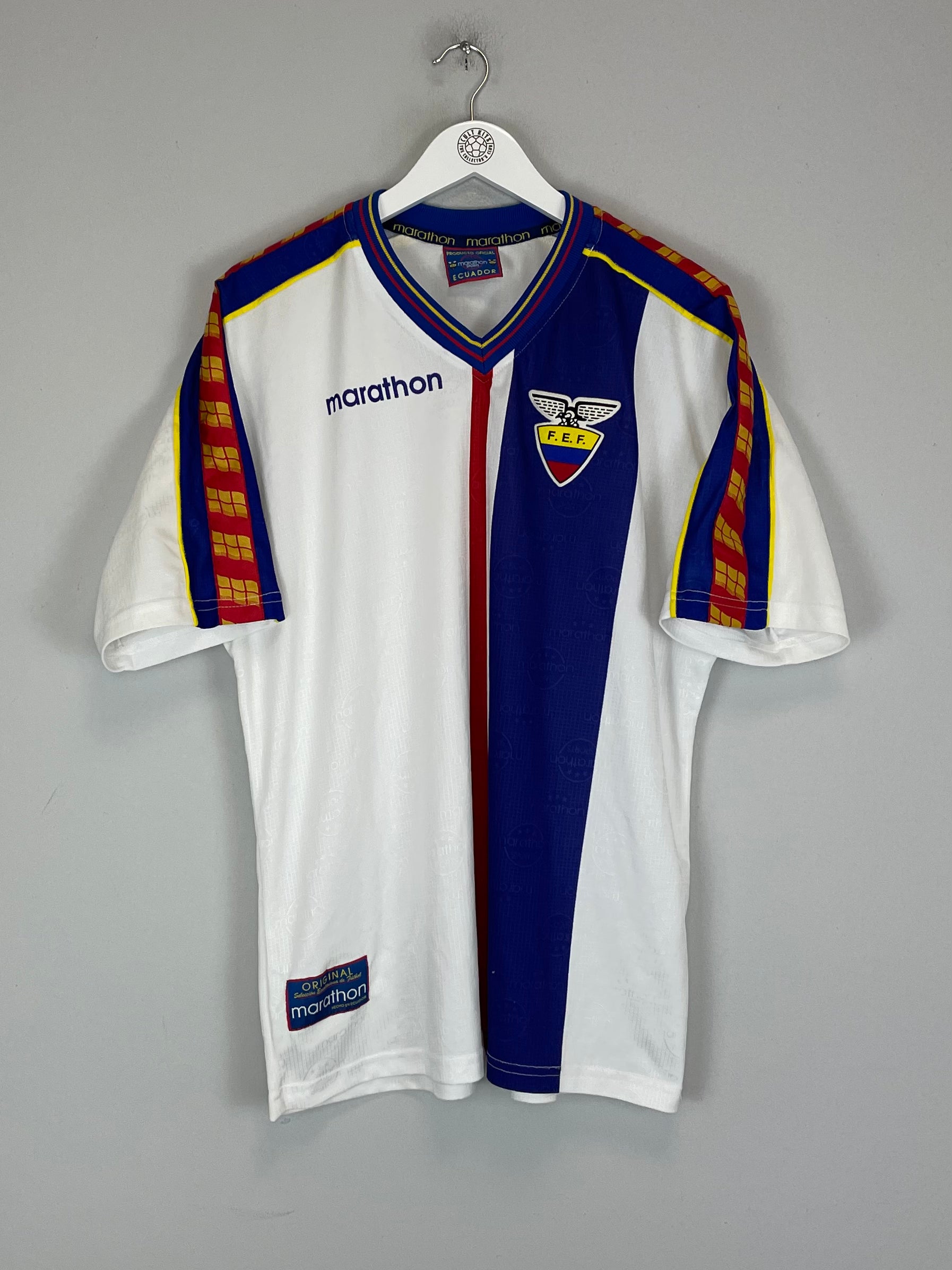 Shop 1999/01 ECUADOR AWAY SHIRT (L) MARATHON, classic football shirts, vintage football shirts & retro soccer jerseys at Cult Kits