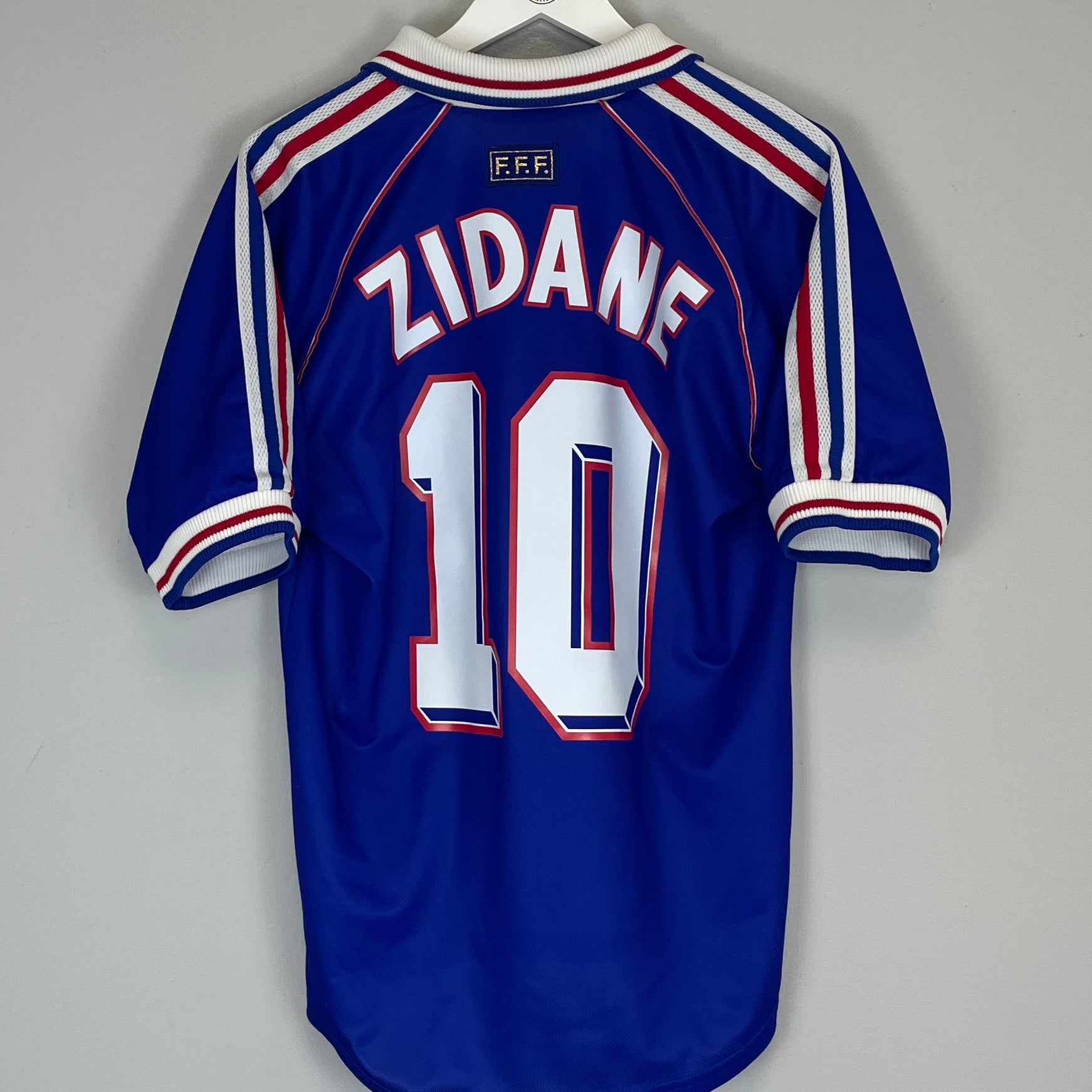 Shop 1998/00 FRANCE ZIDANE #10 HOME SHIRT (M) ADIDAS, classic football shirts, vintage football shirts & retro soccer jerseys at Cult Kits