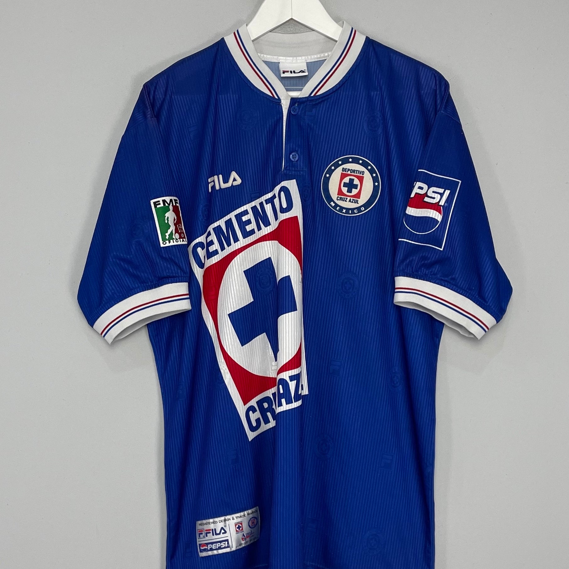 Shop 1998/99 CRUZ AZUL HOME SHIRT (XL) FILA, classic football shirts, vintage football shirts & retro soccer jerseys at Cult Kits
