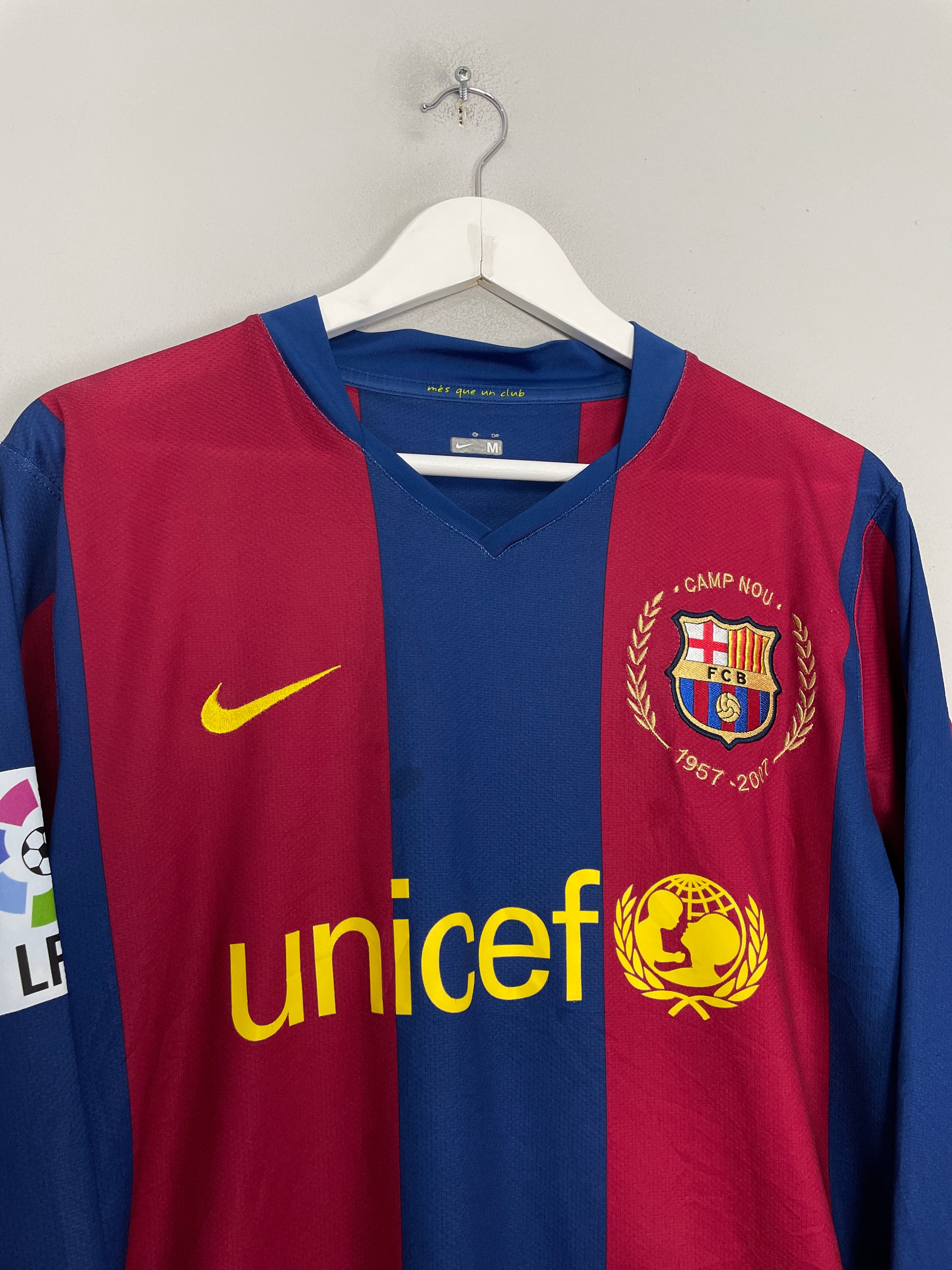 Shop 2007/08 BARCELONA RONALDINHO #10 L/S HOME SHIRT (M) NIKE, classic football shirts, vintage football shirts & retro soccer jerseys at Cult Kits