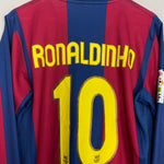 Shop 2007/08 BARCELONA RONALDINHO #10 L/S HOME SHIRT (M) NIKE, classic football shirts, vintage football shirts & retro soccer jerseys at Cult Kits