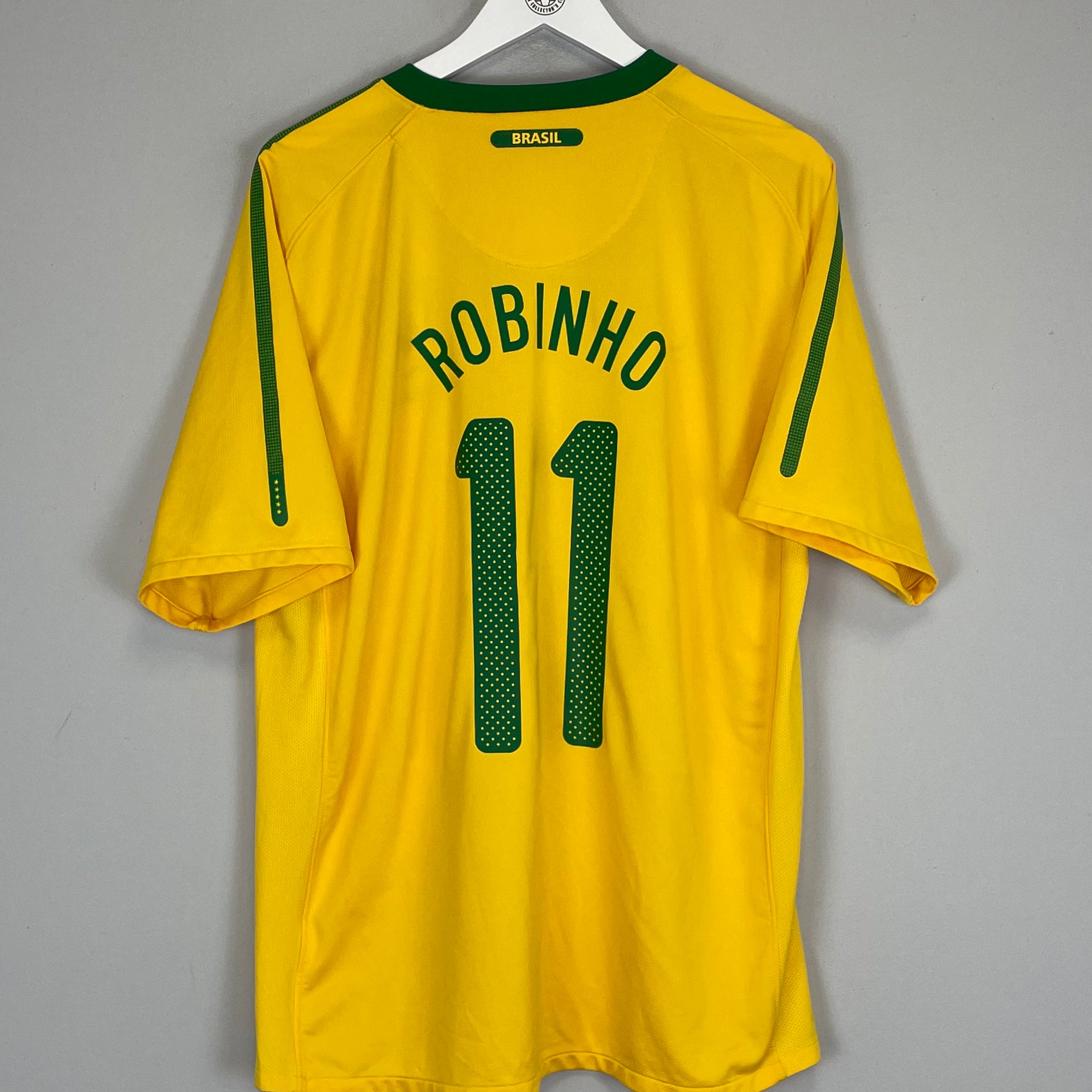Shop 2010/11 BRAZIL ROBINHO #11 HOME SHIRT (XL) NIKE, classic football shirts, vintage football shirts & retro soccer jerseys at Cult Kits