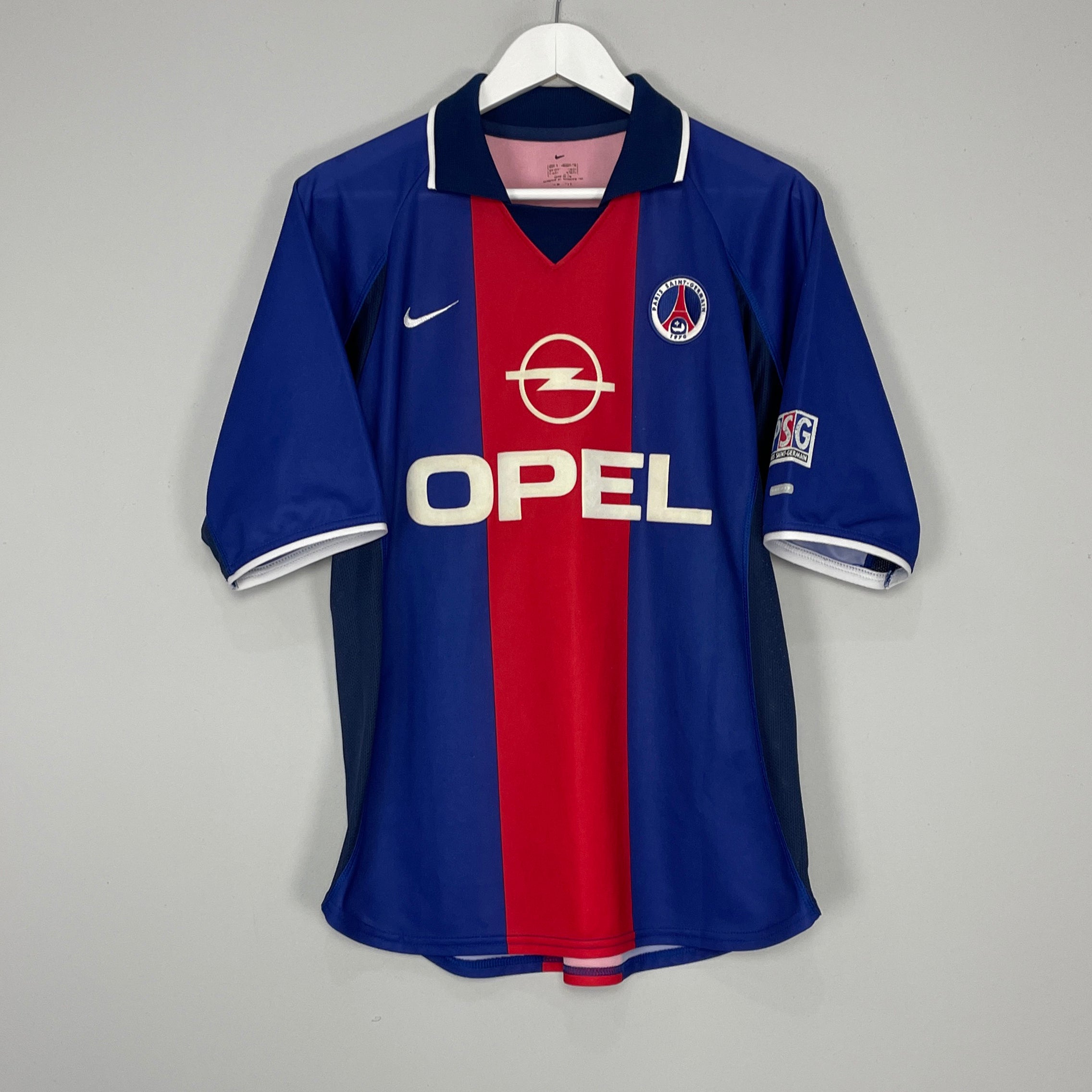 Shop 2000/01 PSG HOME SHIRT (M) NIKE, classic football shirts, vintage football shirts & retro soccer jerseys at Cult Kits