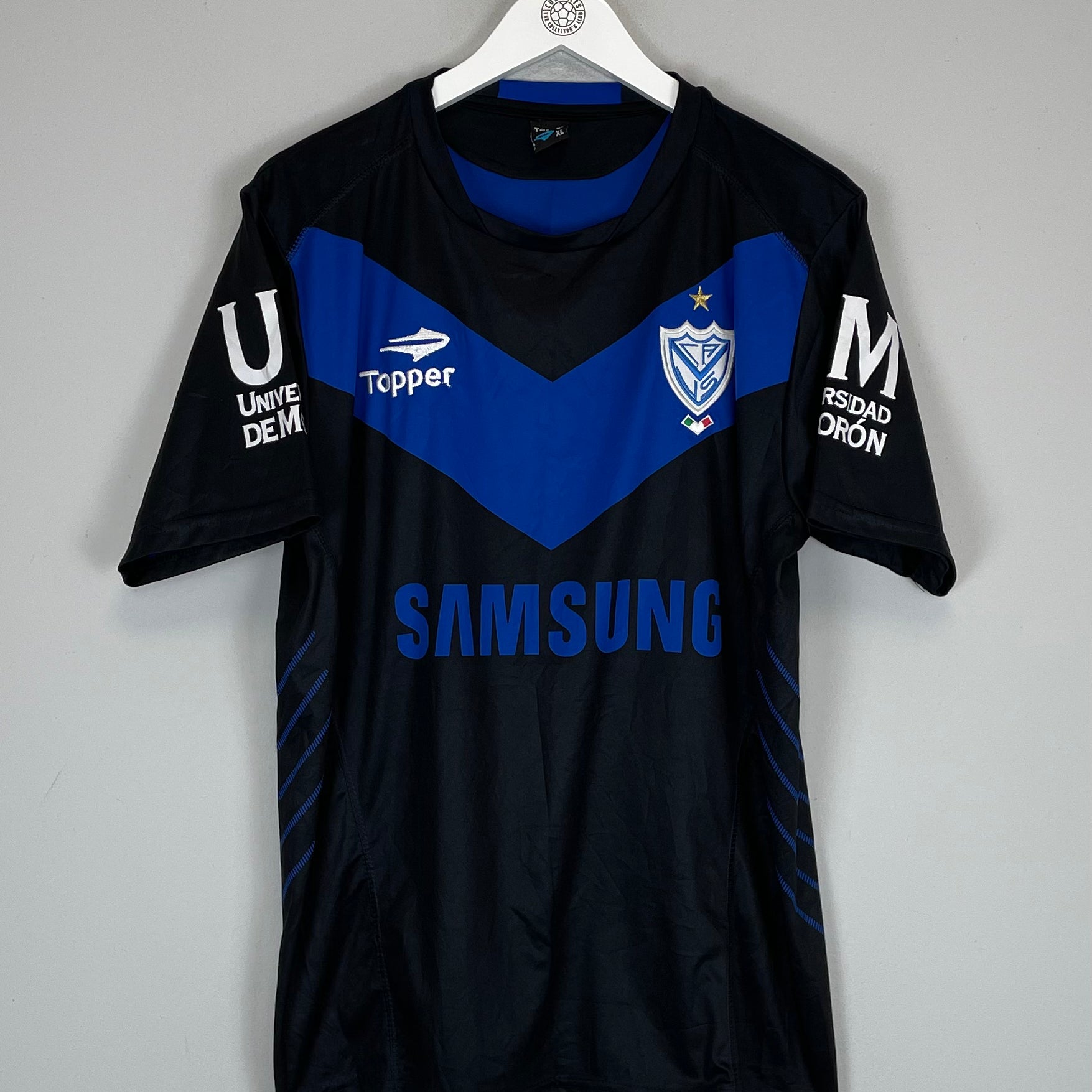 Shop 2013/14 VELEZ SARSFIELD THIRD SHIRT (XL) TOPPER, classic football shirts, vintage football shirts & retro soccer jerseys at Cult Kits