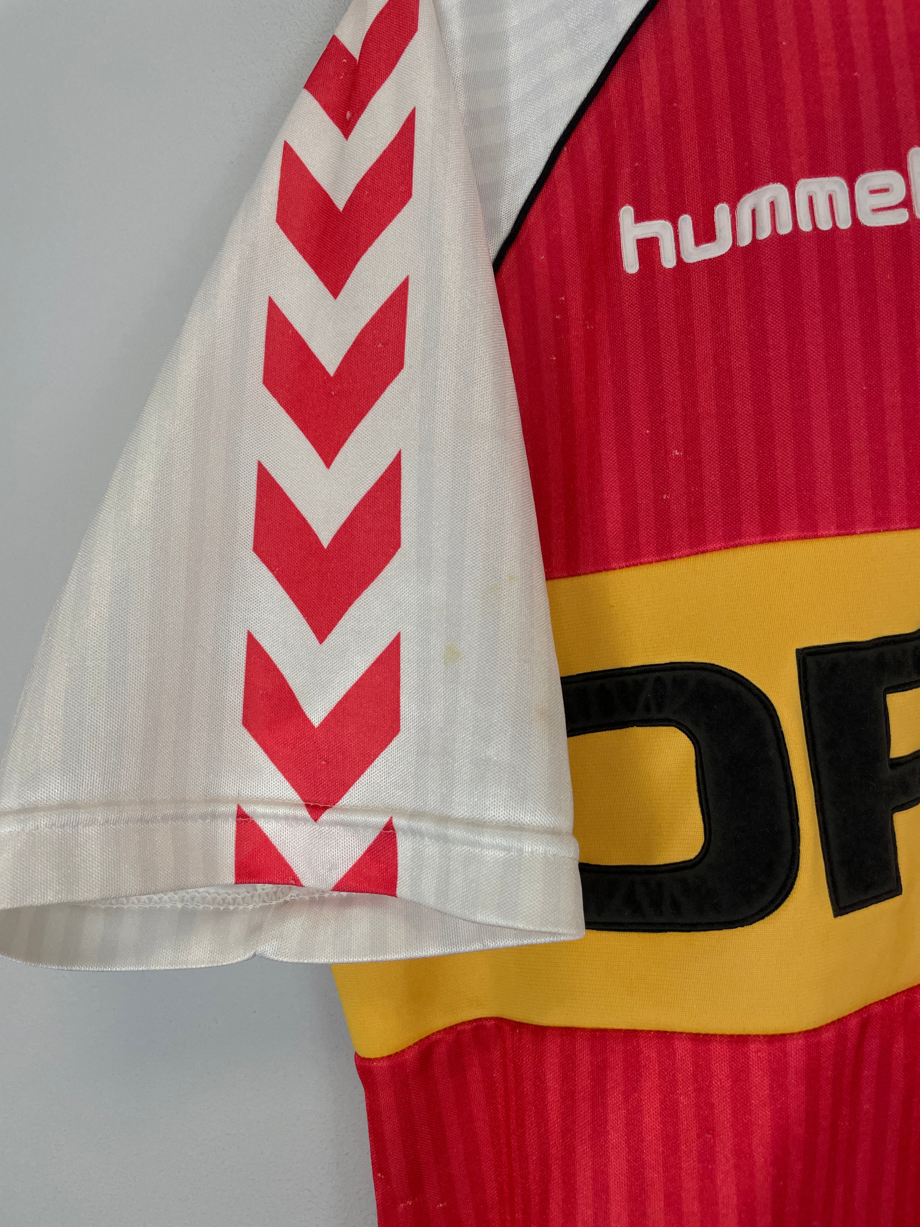 Shop 1987/89 FEYENOORD HOME SHIRT (XL) HUMMEL, classic football shirts, vintage football shirts & retro soccer jerseys at Cult Kits