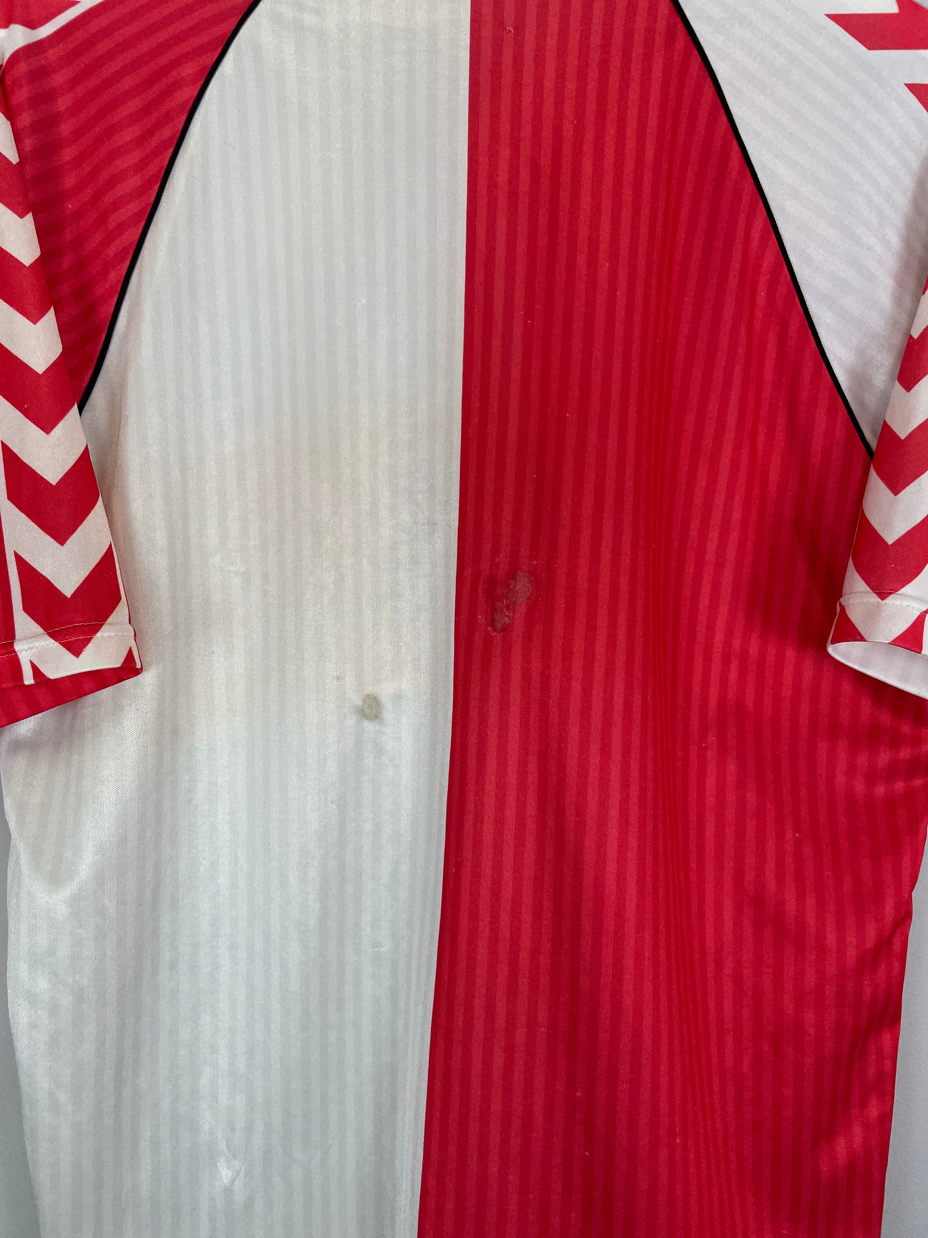 Shop 1987/89 FEYENOORD HOME SHIRT (XL) HUMMEL, classic football shirts, vintage football shirts & retro soccer jerseys at Cult Kits
