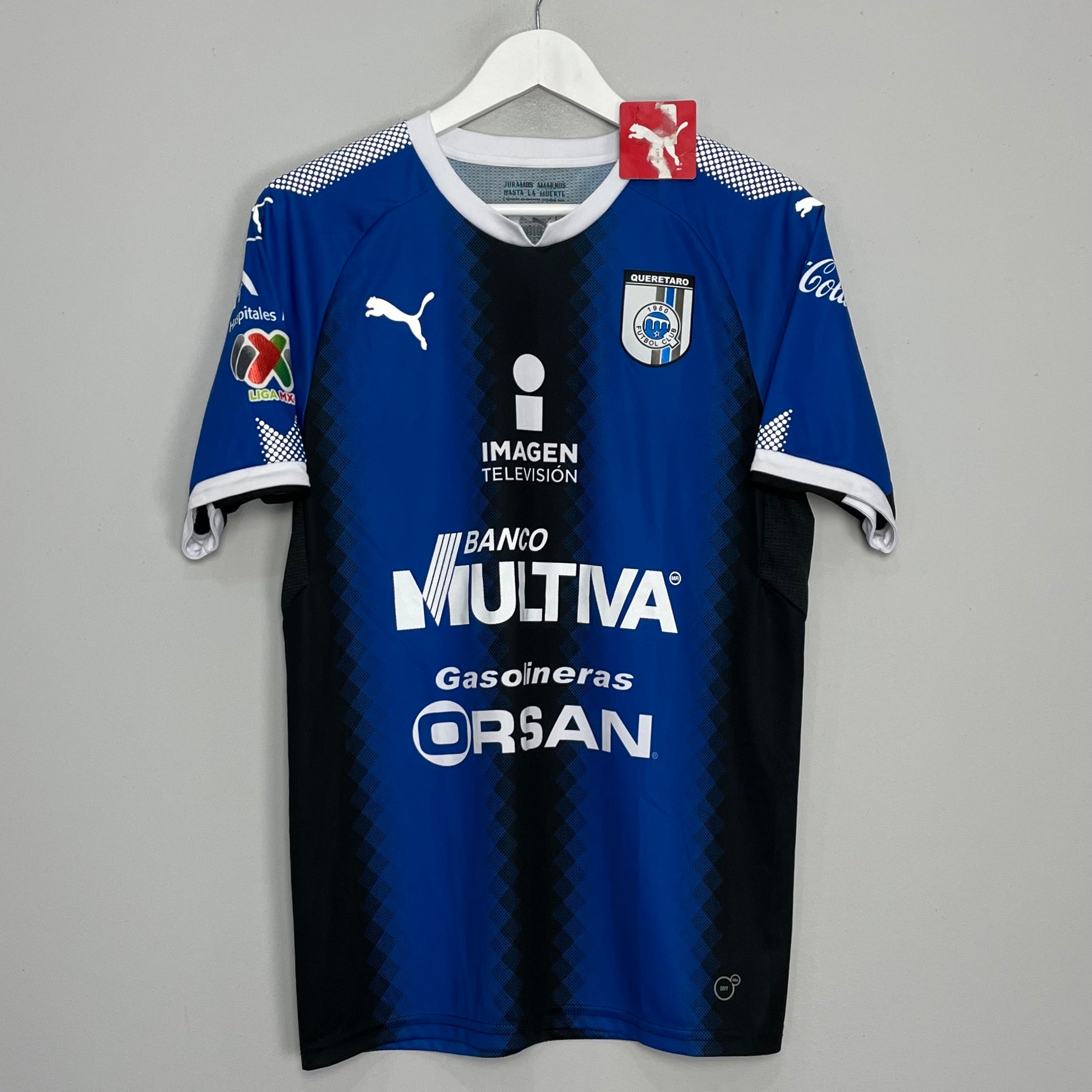 Shop 2017/18 QUERETARO *BNWT* HOME SHIRT (M) PUMA, classic football shirts, vintage football shirts & retro soccer jerseys at Cult Kits