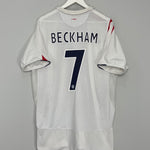 Shop 2005/07 ENGLAND BECKHAM #7 HOME SHIRT (XXL) UMBRO, classic football shirts, vintage football shirts & retro soccer jerseys at Cult Kits