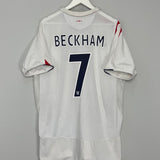 Shop 2005/07 ENGLAND BECKHAM #7 HOME SHIRT (XXL) UMBRO, classic football shirts, vintage football shirts & retro soccer jerseys at Cult Kits