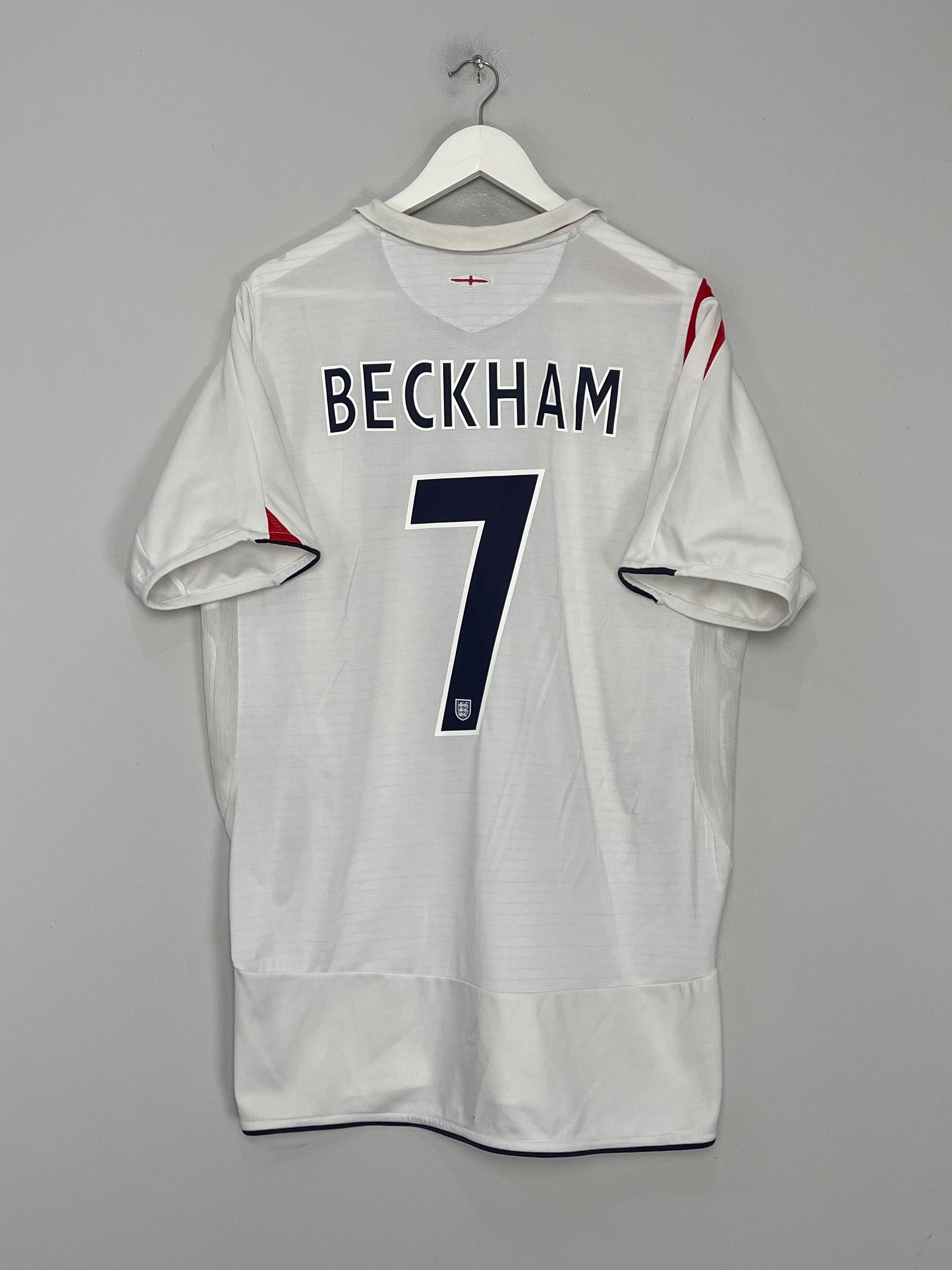 Shop 2005/07 ENGLAND BECKHAM #7 HOME SHIRT (XXL) UMBRO, classic football shirts, vintage football shirts & retro soccer jerseys at Cult Kits