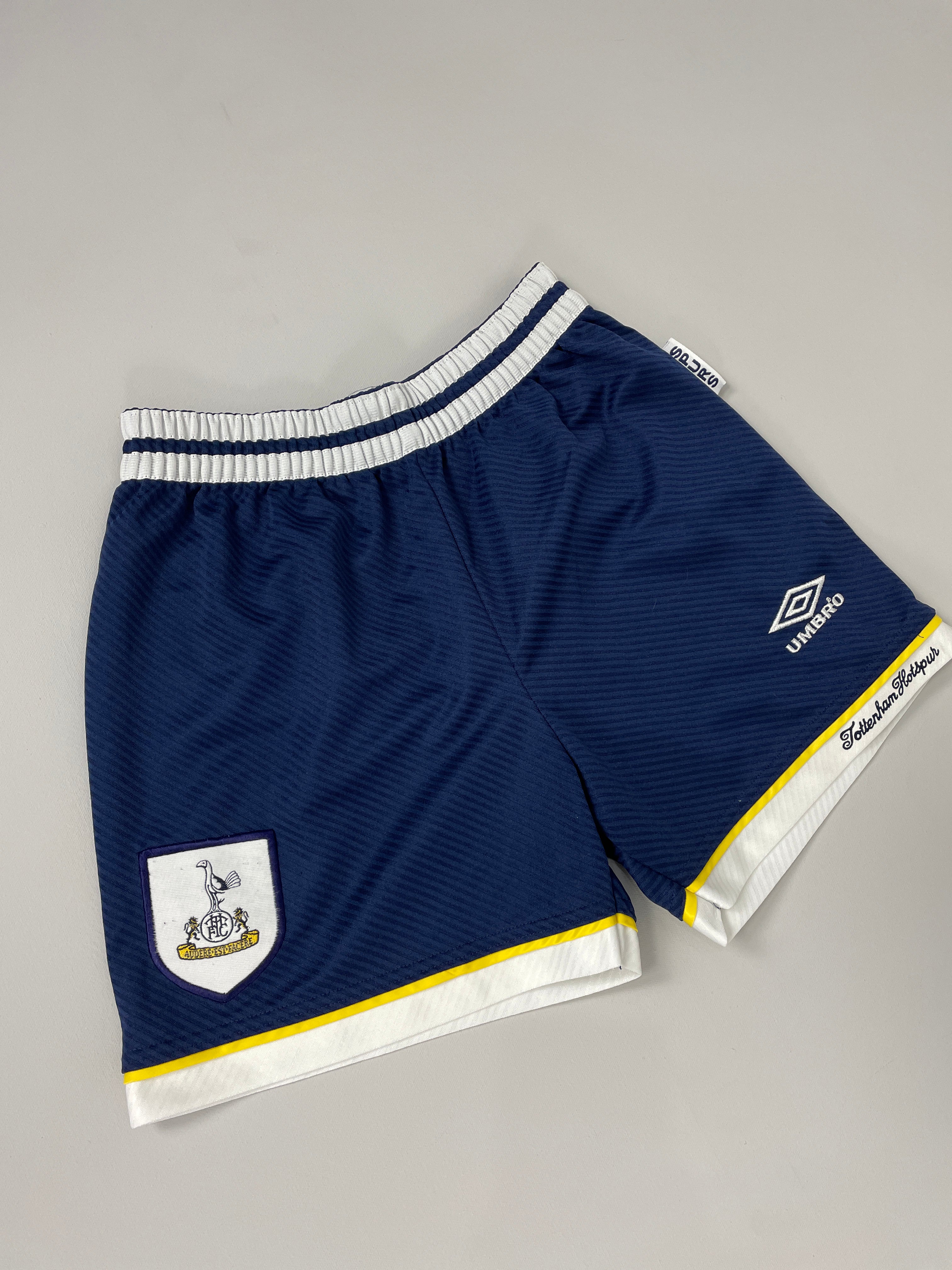 Shop 1993/95 TOTTENHAM HOME SHORTS (M) UMBRO, classic football shirts, vintage football shirts & retro soccer jerseys at Cult Kits