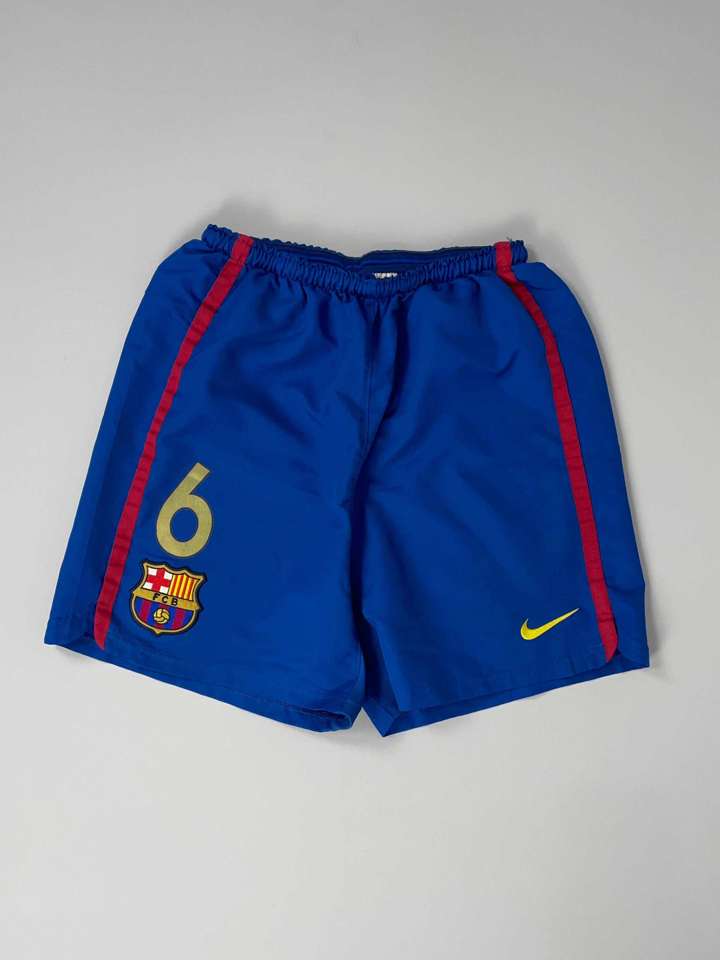 Shop 2007/08 BARCELONA #6 HOME SHORTS (L) NIKE, classic football shirts, vintage football shirts & retro soccer jerseys at Cult Kits