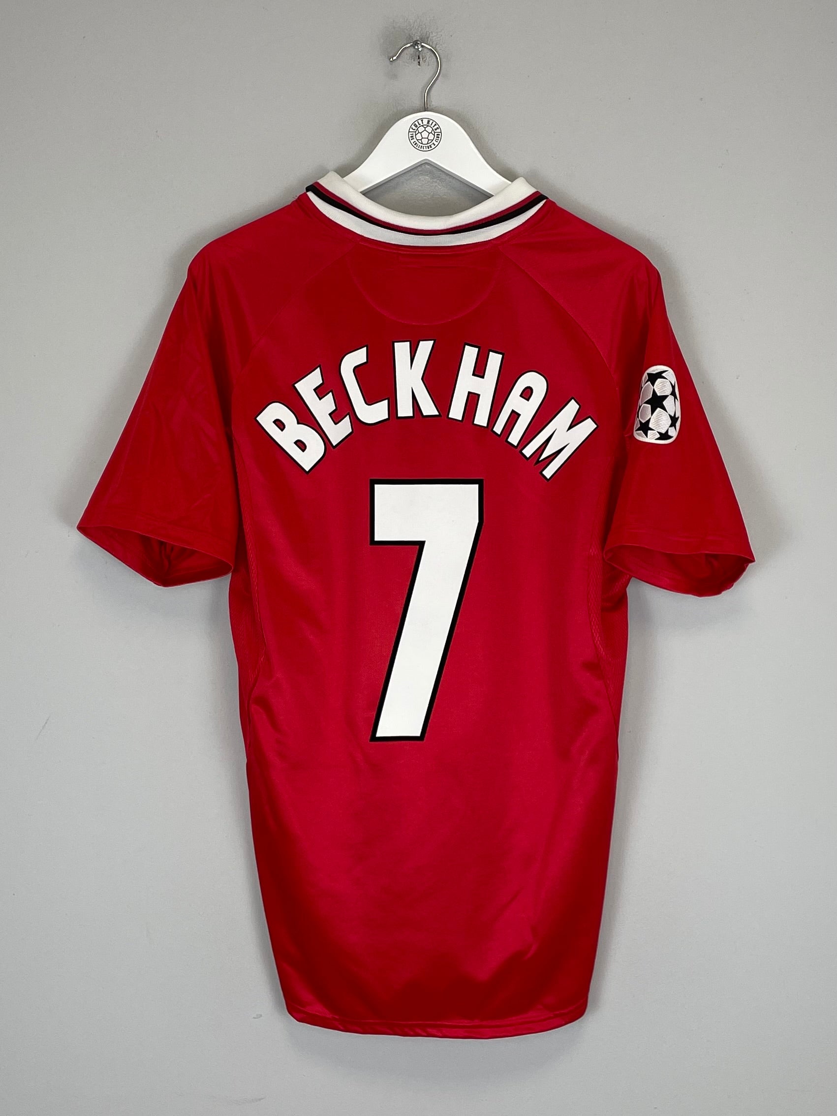 Shop 1999/00 MANCHESTER UNITED BECKHAM #7 *CL WINNERS* HOME SHIRT (M) UMBRO, classic football shirts, vintage football shirts & retro soccer jerseys at Cult Kits