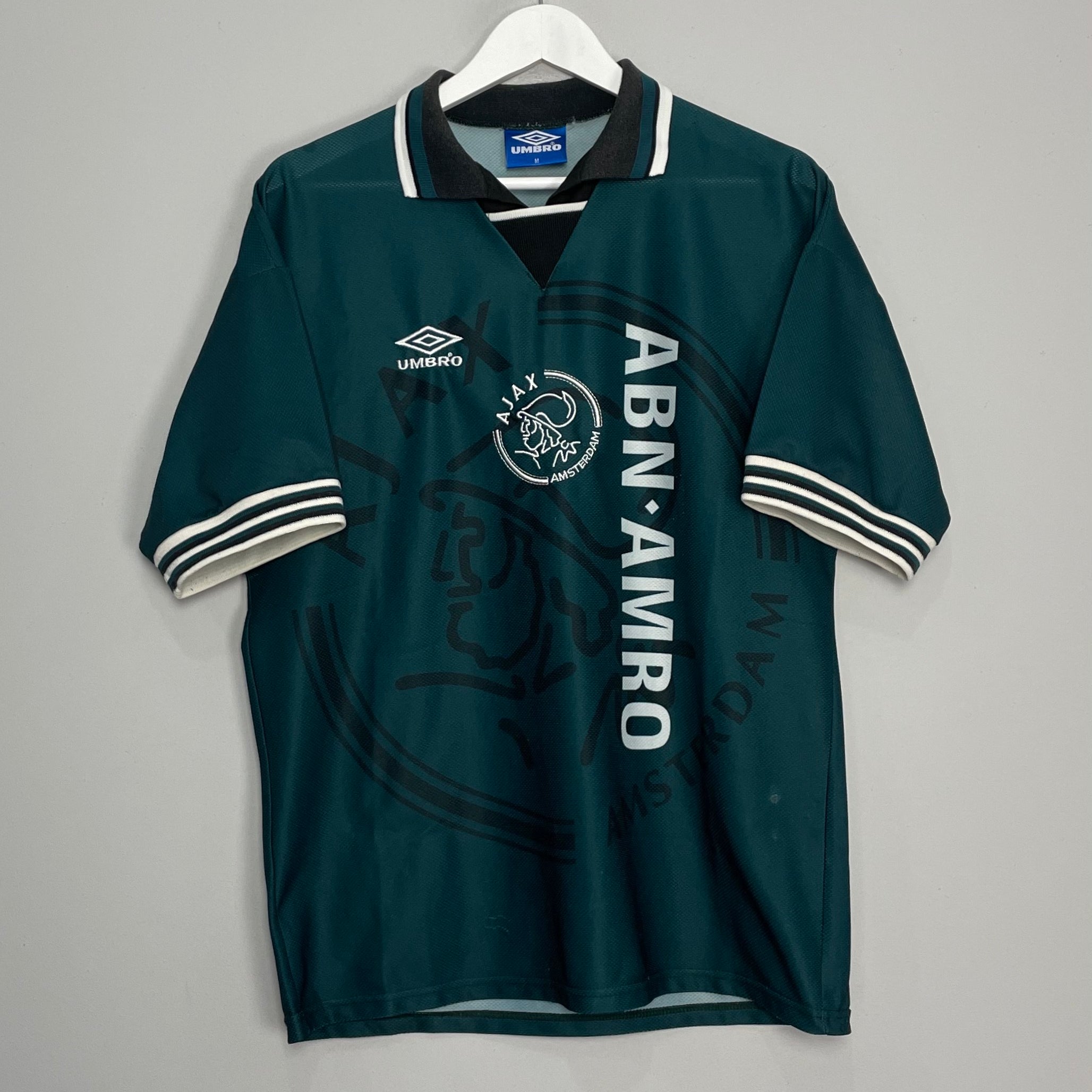 Shop 1995/96 AJAX AWAY SHIRT (M) UMBRO, classic football shirts, vintage football shirts & retro soccer jerseys at Cult Kits
