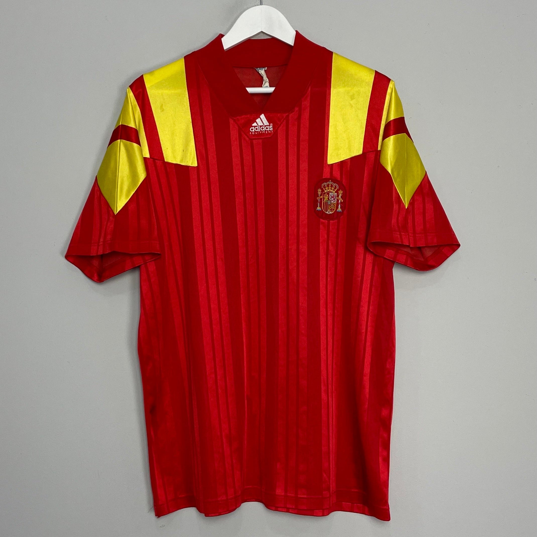 Shop 1992/94 SPAIN HOME SHIRT (L) ADIDAS, classic football shirts, vintage football shirts & retro soccer jerseys at Cult Kits