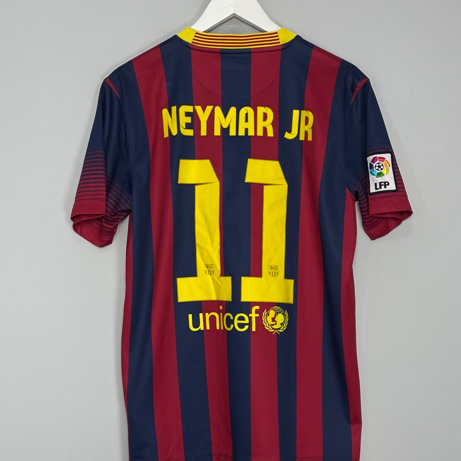 Shop 2013/14 BARCELONA NEYMAR JR #11 HOME SHIRT (M) NIKE, classic football shirts, vintage football shirts & retro soccer jerseys at Cult Kits