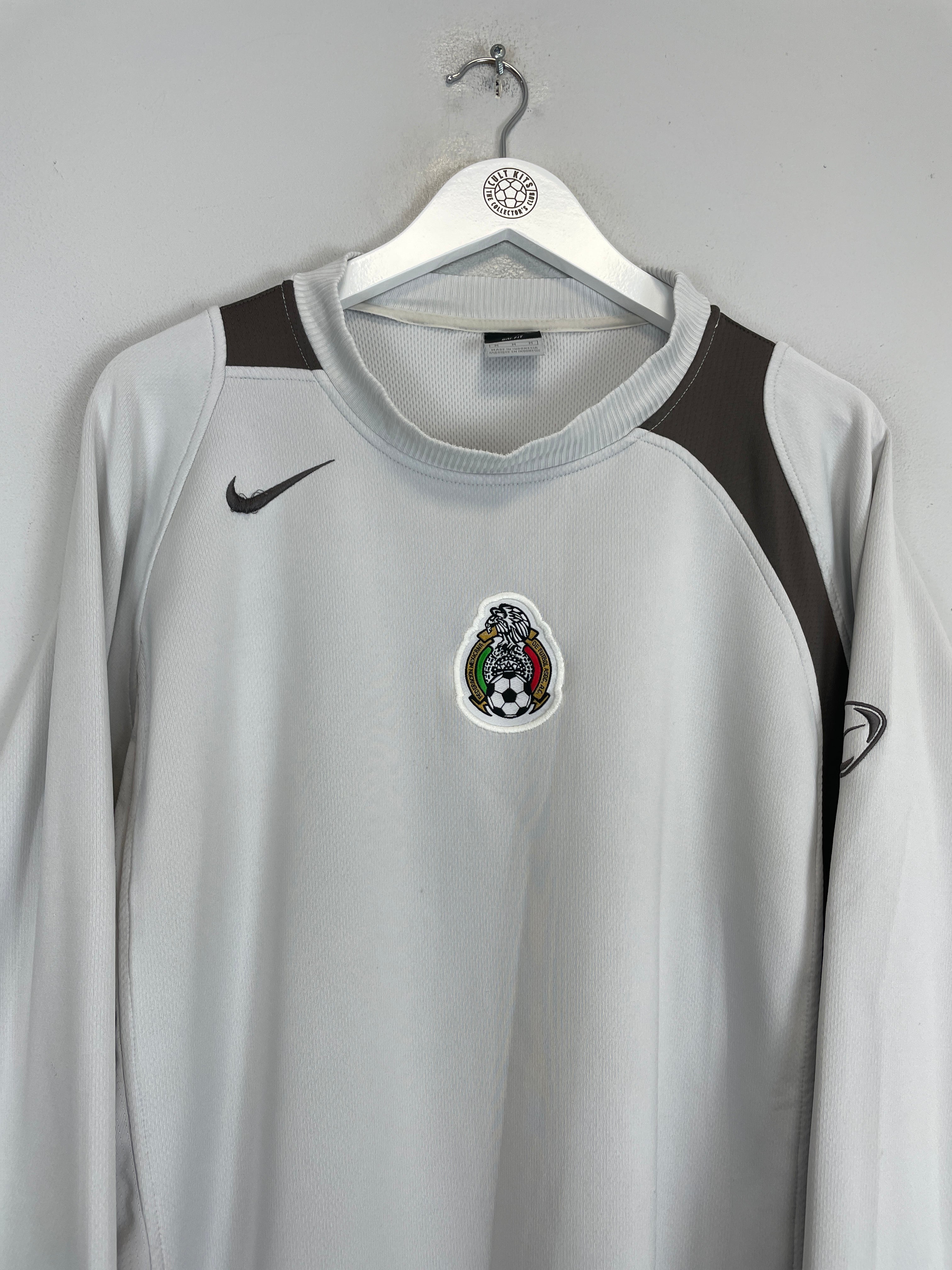 Shop 2001/02 MEXICO JUMPER (M) NIKE, classic football shirts, vintage football shirts & retro soccer jerseys at Cult Kits