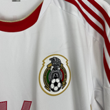 2012-14-mexico-j-hernandez-14-away-shirt-l-adidas457