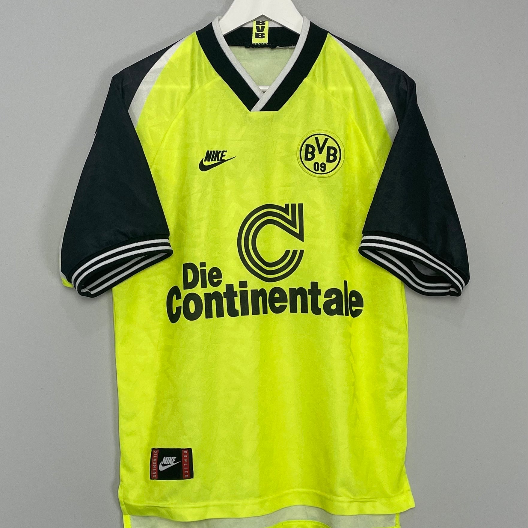 Shop 1995/96 DORTMUND HOME SHIRT (M) NIKE, classic football shirts, vintage football shirts & retro soccer jerseys at Cult Kits