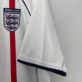 Shop 2001/03 ENGLAND BECKHAM #7 HOME SHIRT (XL) UMBRO, classic football shirts, vintage football shirts & retro soccer jerseys at Cult Kits