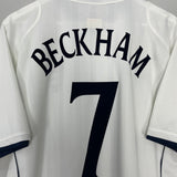 Shop 2001/03 ENGLAND BECKHAM #7 HOME SHIRT (XL) UMBRO, classic football shirts, vintage football shirts & retro soccer jerseys at Cult Kits