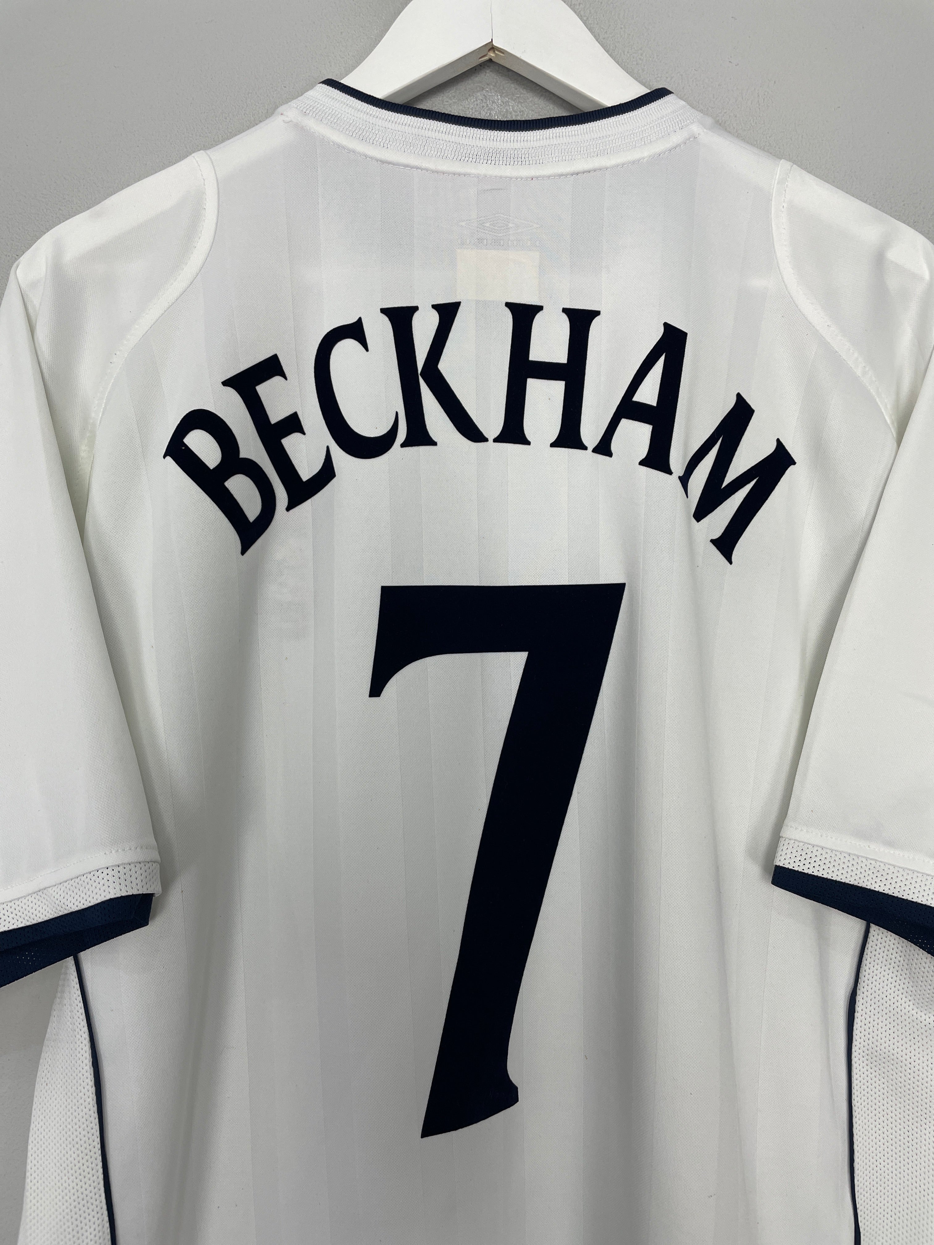 Shop 2001/03 ENGLAND BECKHAM #7 HOME SHIRT (XL) UMBRO, classic football shirts, vintage football shirts & retro soccer jerseys at Cult Kits