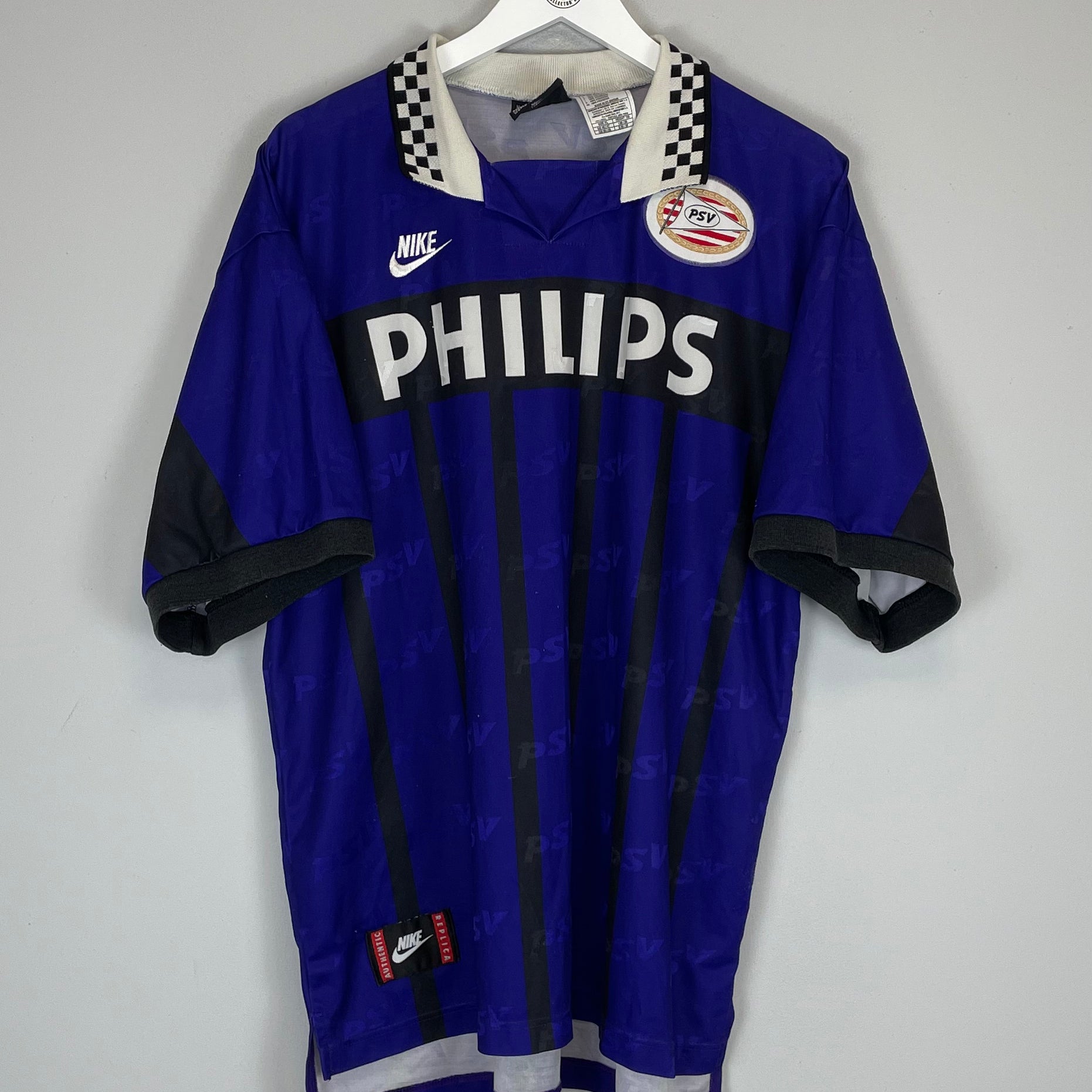 Shop 1995/96 PSV AWAY SHIRT (XL) NIKE, classic football shirts, vintage football shirts & retro soccer jerseys at Cult Kits