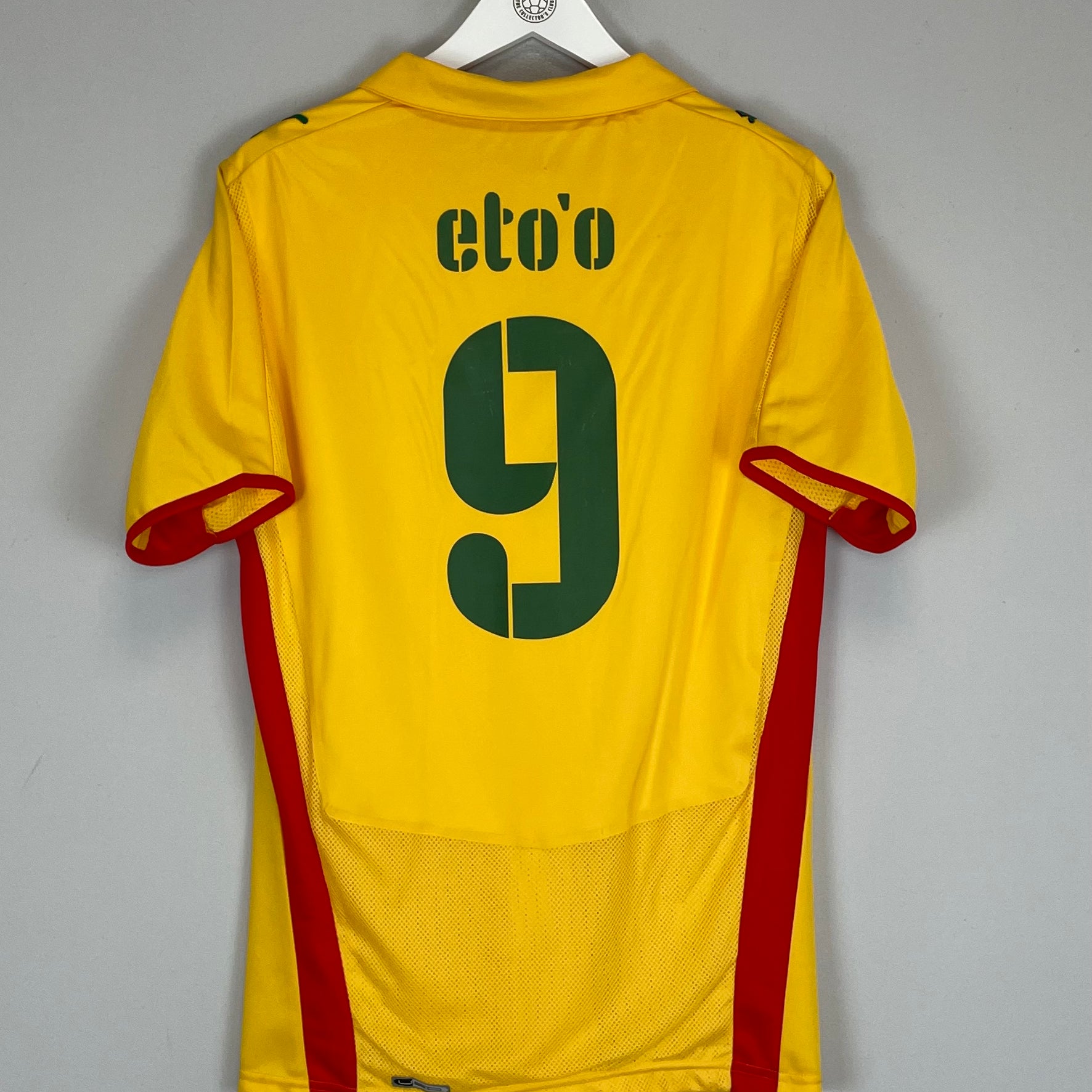 Shop 2008/09 CAMEROON ETO'O #9 AWAY SHIRT (M) PUMA, classic football shirts, vintage football shirts & retro soccer jerseys at Cult Kits