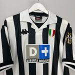 Shop 1998/99 JUVENTUS ZIDANE #21 HOME SHIRT (XL) KAPPA, classic football shirts, vintage football shirts & retro soccer jerseys at Cult Kits