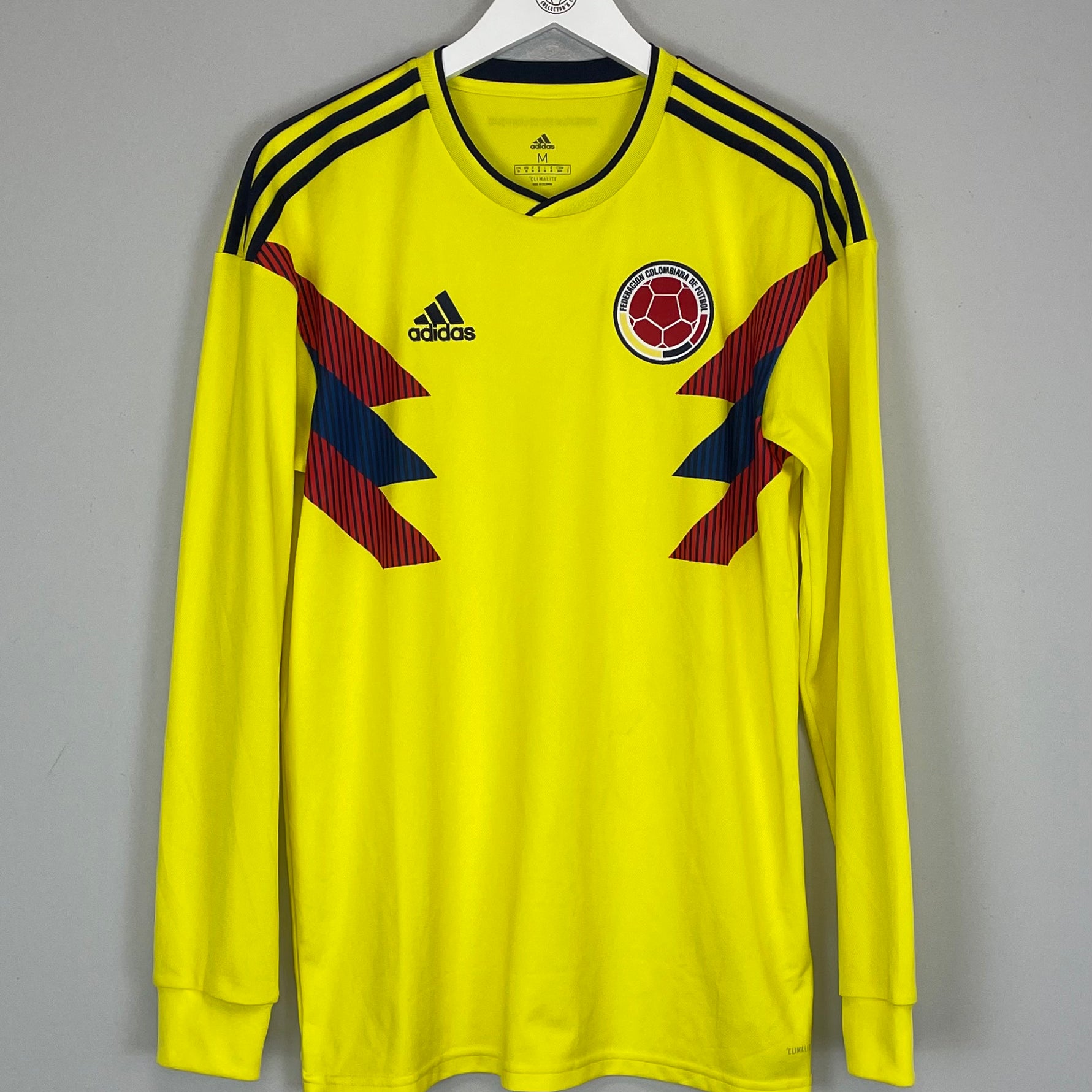Shop 2018/19 COLOMBIA L/S HOME SHIRT (M) ADIDAS, classic football shirts, vintage football shirts & retro soccer jerseys at Cult Kits