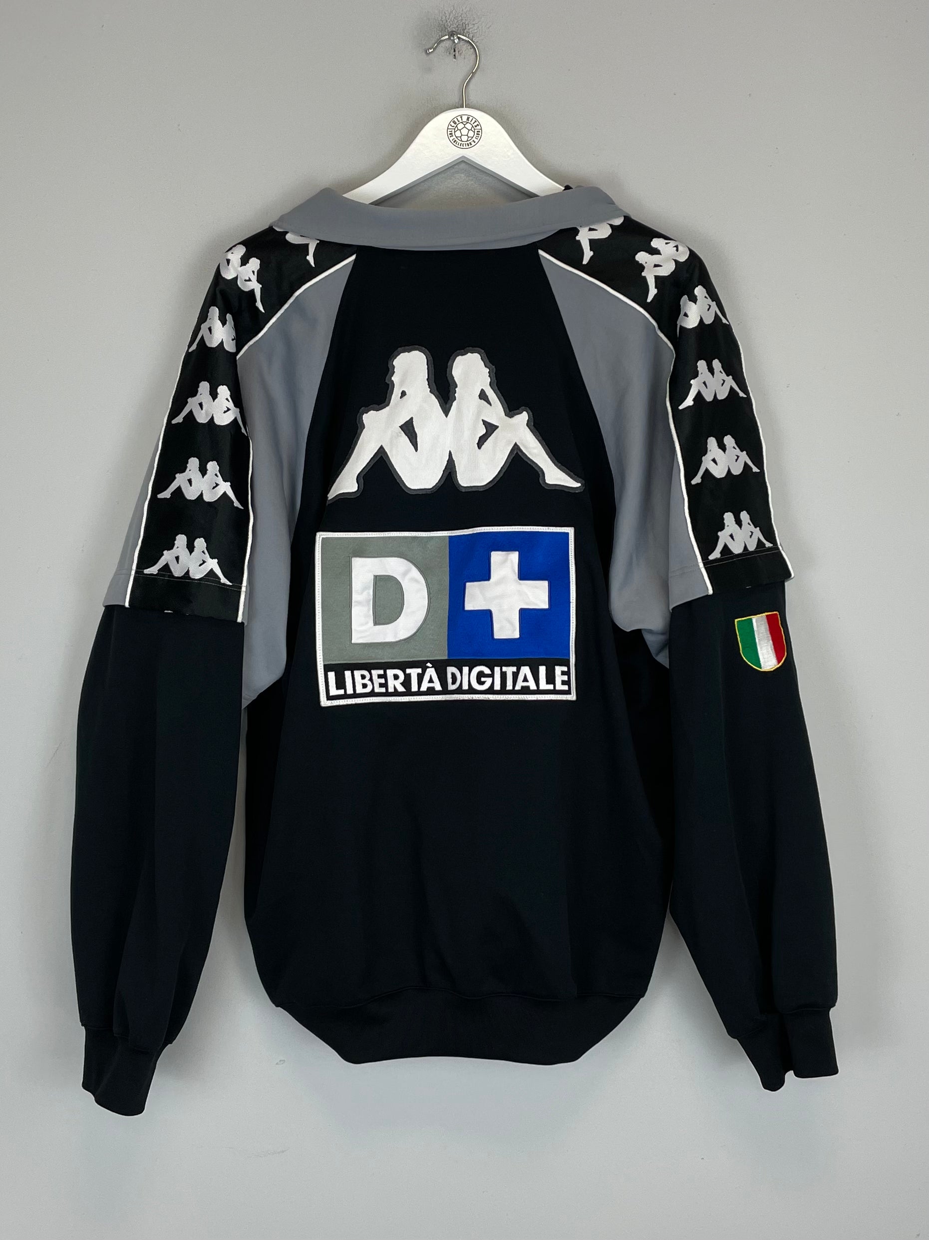 1998/99 JUVENTUS 1/4 ZIP TRACK JACKET (XL) KAPPA – Cult Kits 1998/99 JUVENTUS 1/4 ZIP TRACK JACKET (XL) KAPPA – Cult Kits