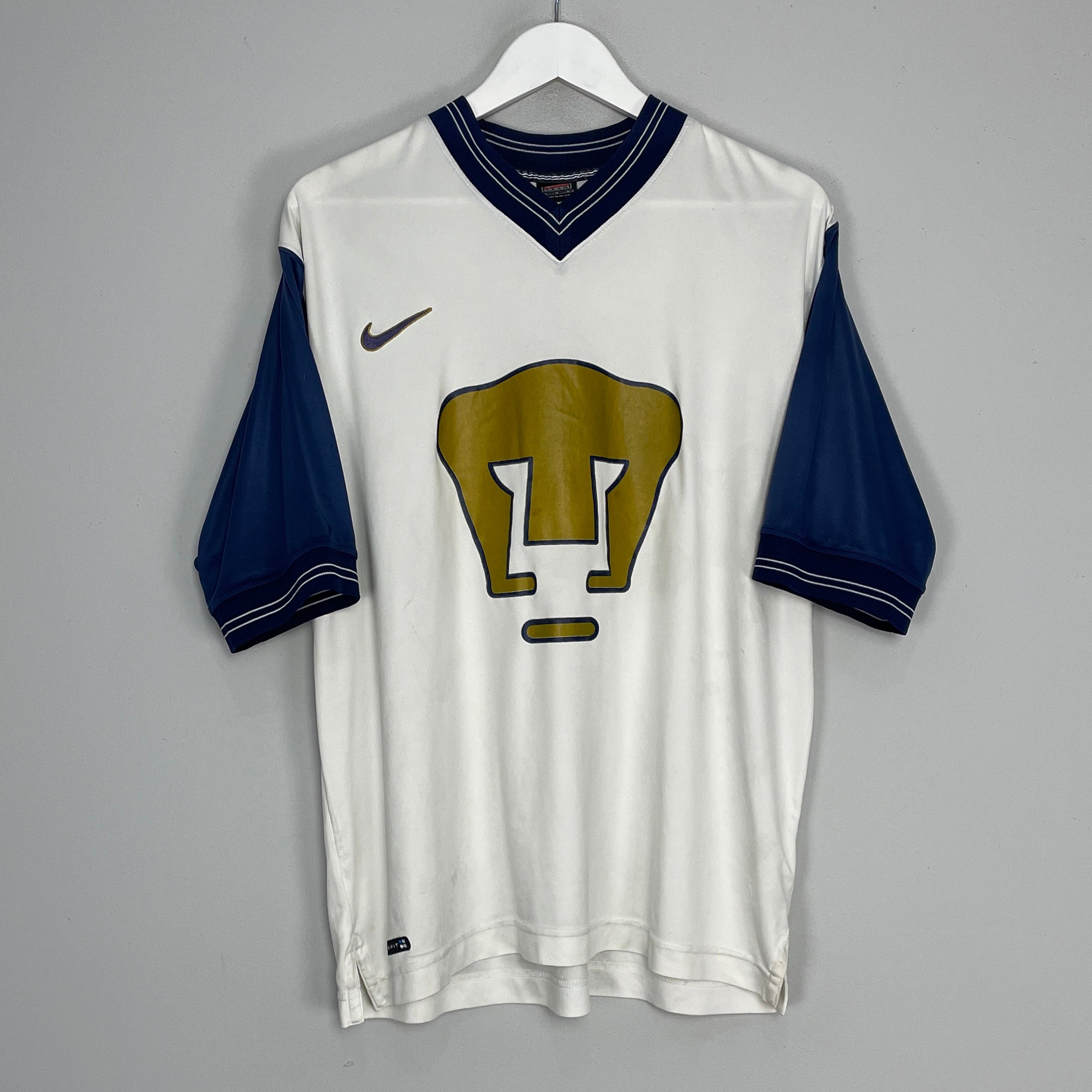 Shop 1998/99 UNAM PUMAS HOME SHIRT (L) NIKE, classic football shirts, vintage football shirts & retro soccer jerseys at Cult Kits
