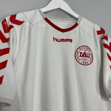 Shop 2003/04 DENMARK AWAY SHIRT (L) HUMMEL, classic football shirts, vintage football shirts & retro soccer jerseys at Cult Kits