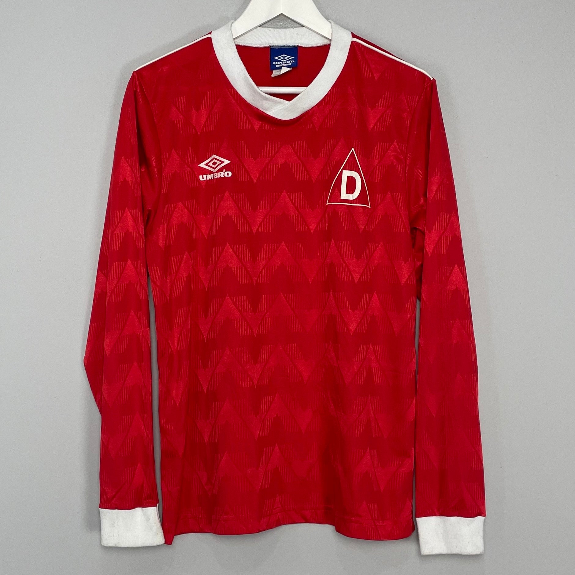 Shop 1988/90 #7 L/S TEMPLATE SHIRT (M) UMBRO, classic football shirts, vintage football shirts & retro soccer jerseys at Cult Kits
