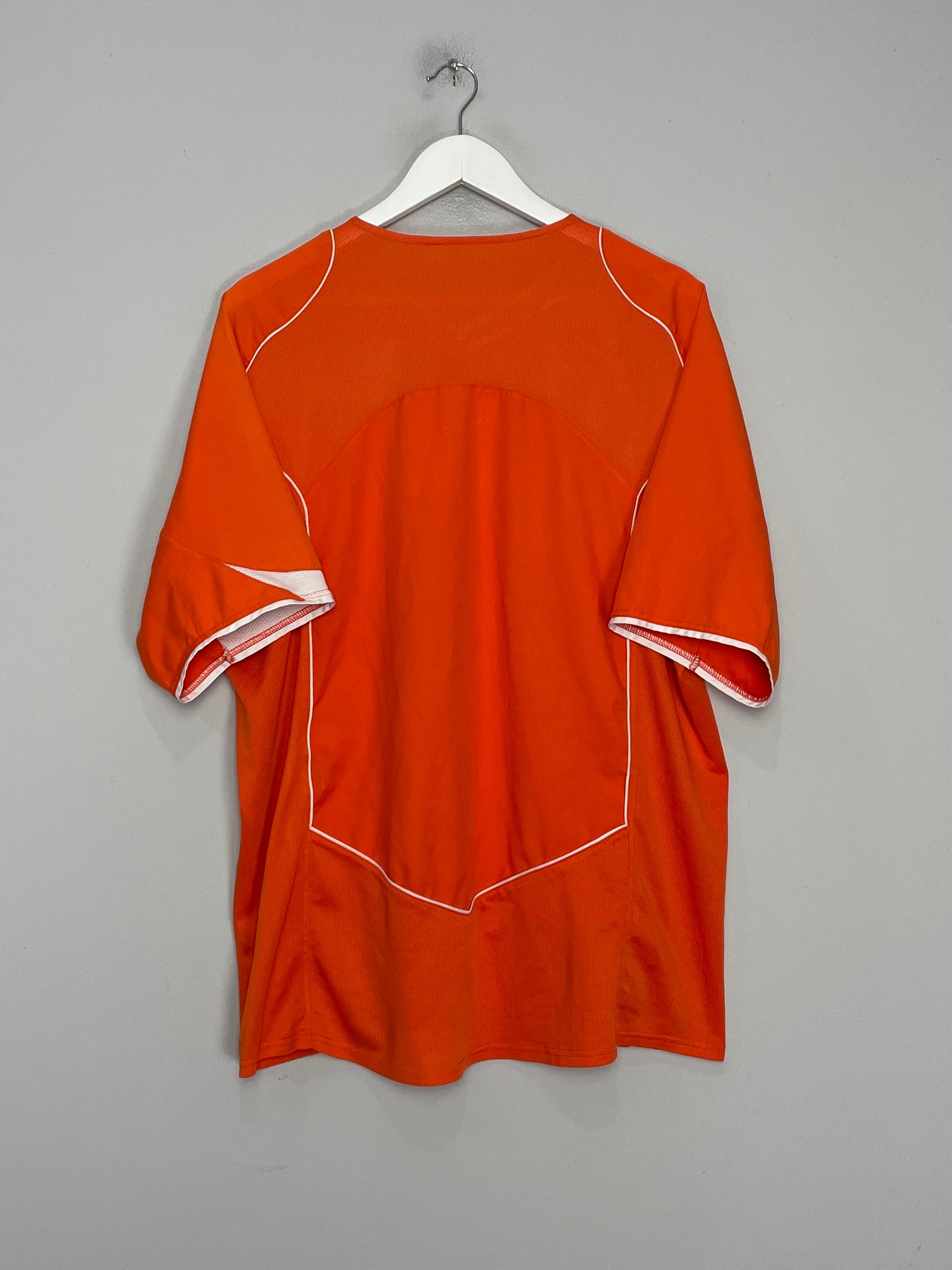 Shop 2004/06 NETHERLANDS HOME SHIRT (XL) NIKE, classic football shirts, vintage football shirts & retro soccer jerseys at Cult Kits