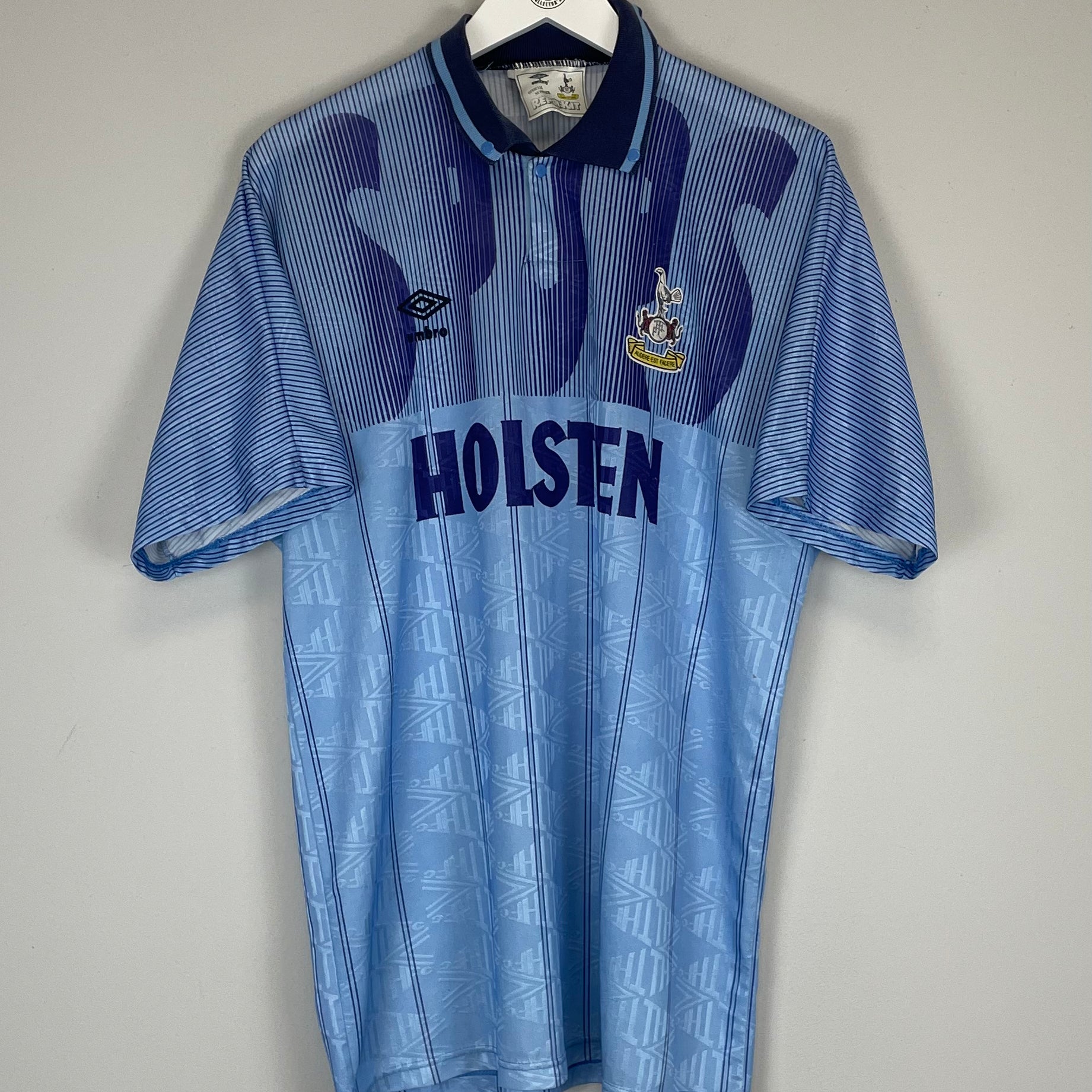 Shop 1991/94 TOTTENHAM AWAY SHIRT (XL) UMBRO, classic football shirts, vintage football shirts & retro soccer jerseys at Cult Kits