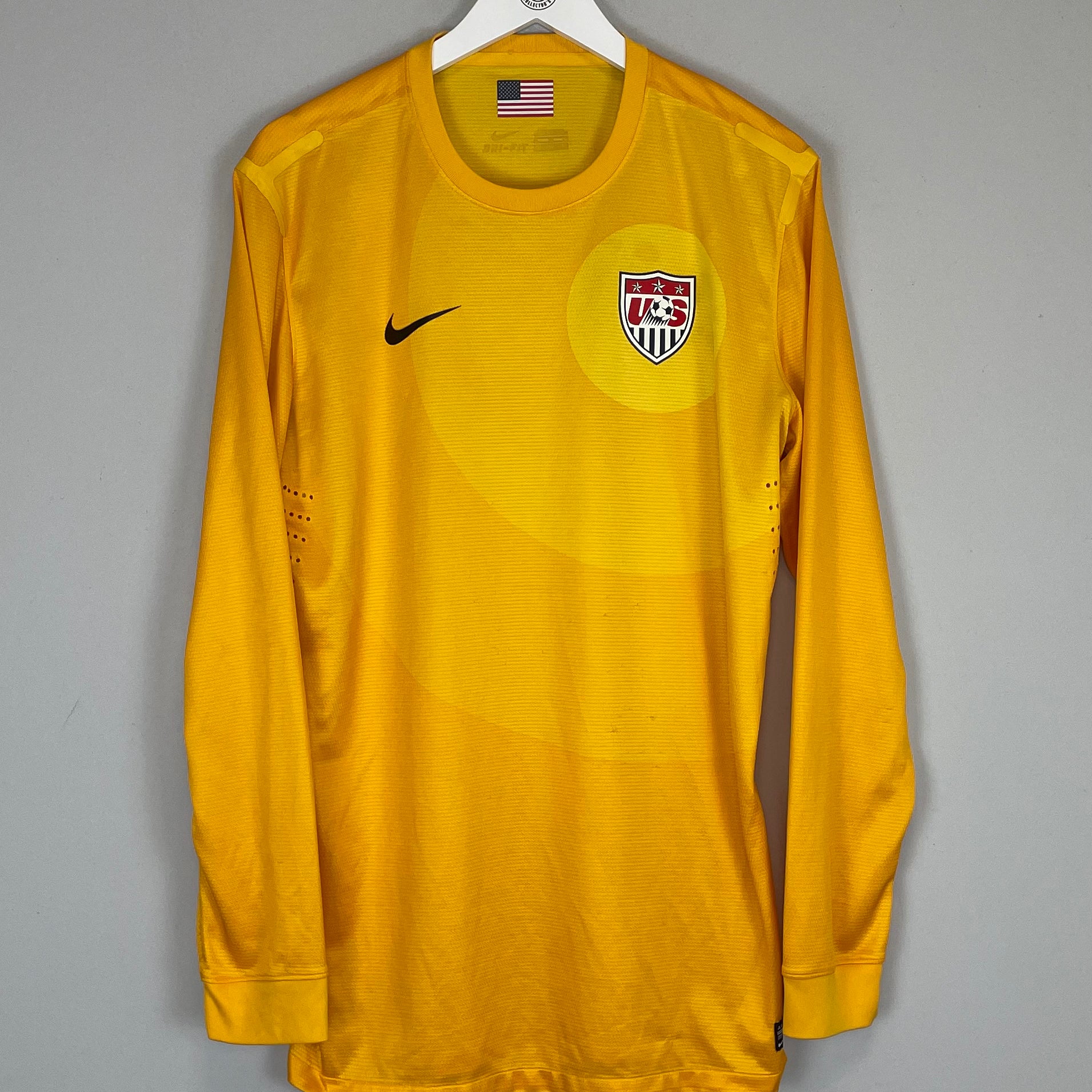 Shop 2012/13 USA *PLAYER ISSUE* GK SHIRT (XL) NIKE, classic football shirts, vintage football shirts & retro soccer jerseys at Cult Kits