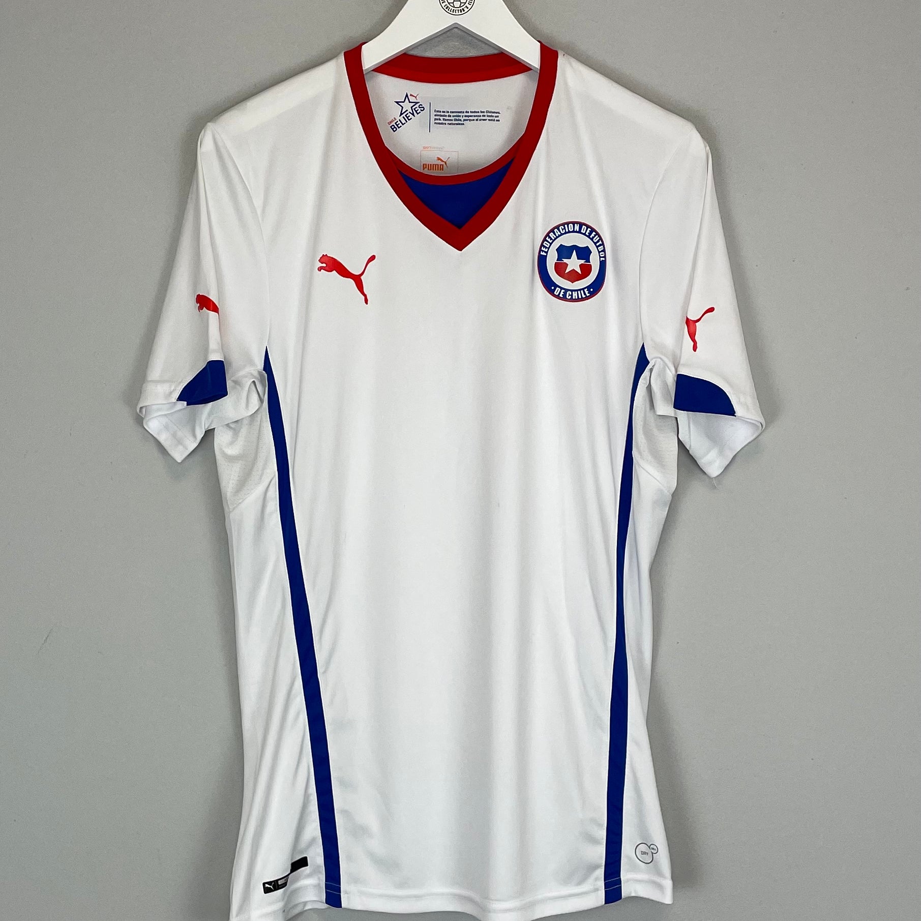 Shop 2014/15 CHILE AWAY SHIRT (L) PUMA, classic football shirts, vintage football shirts & retro soccer jerseys at Cult Kits