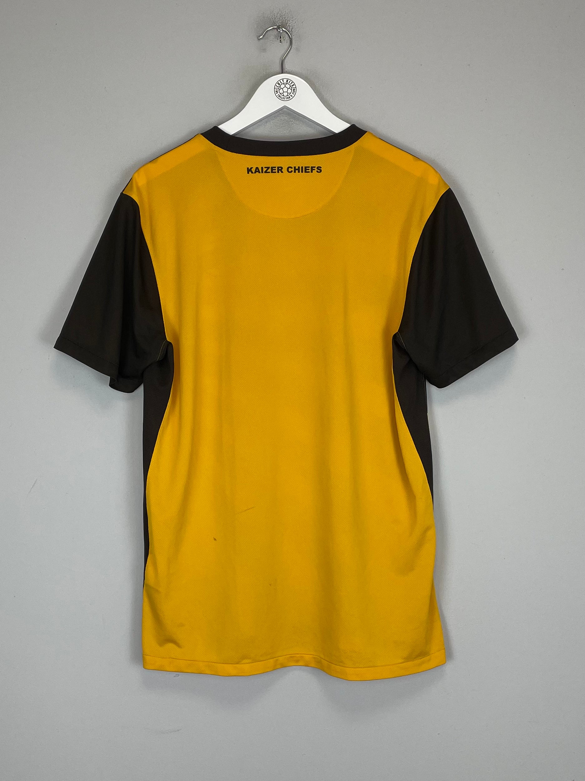 Shop 2012/13 KAIZER CHIEFS HOME SHIRT (L) NIKE, classic football shirts, vintage football shirts & retro soccer jerseys at Cult Kits