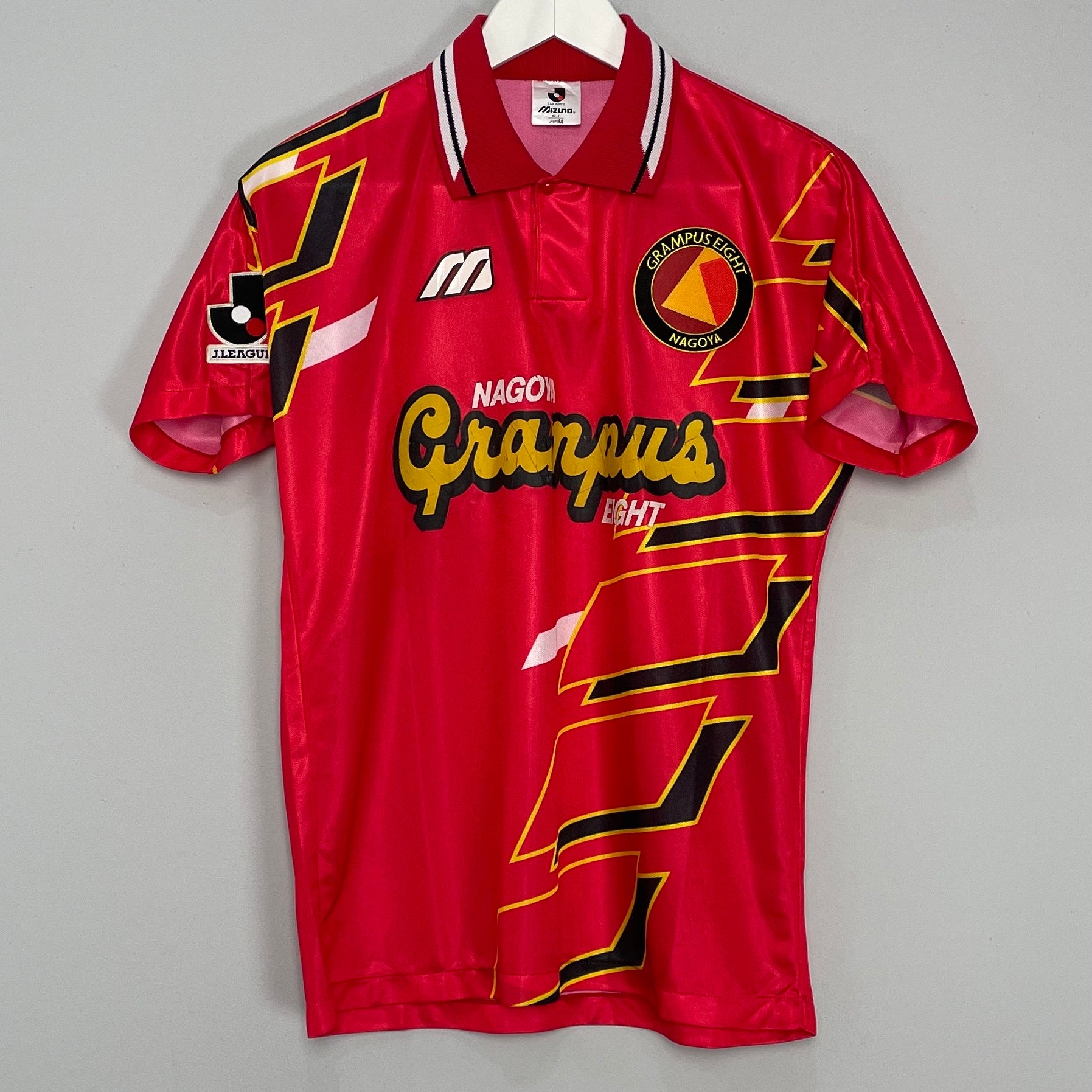 Shop 1995/96 NAGOYA GRAMPUS HOME SHIRT (S) MIZUNO, classic football shirts, vintage football shirts & retro soccer jerseys at Cult Kits