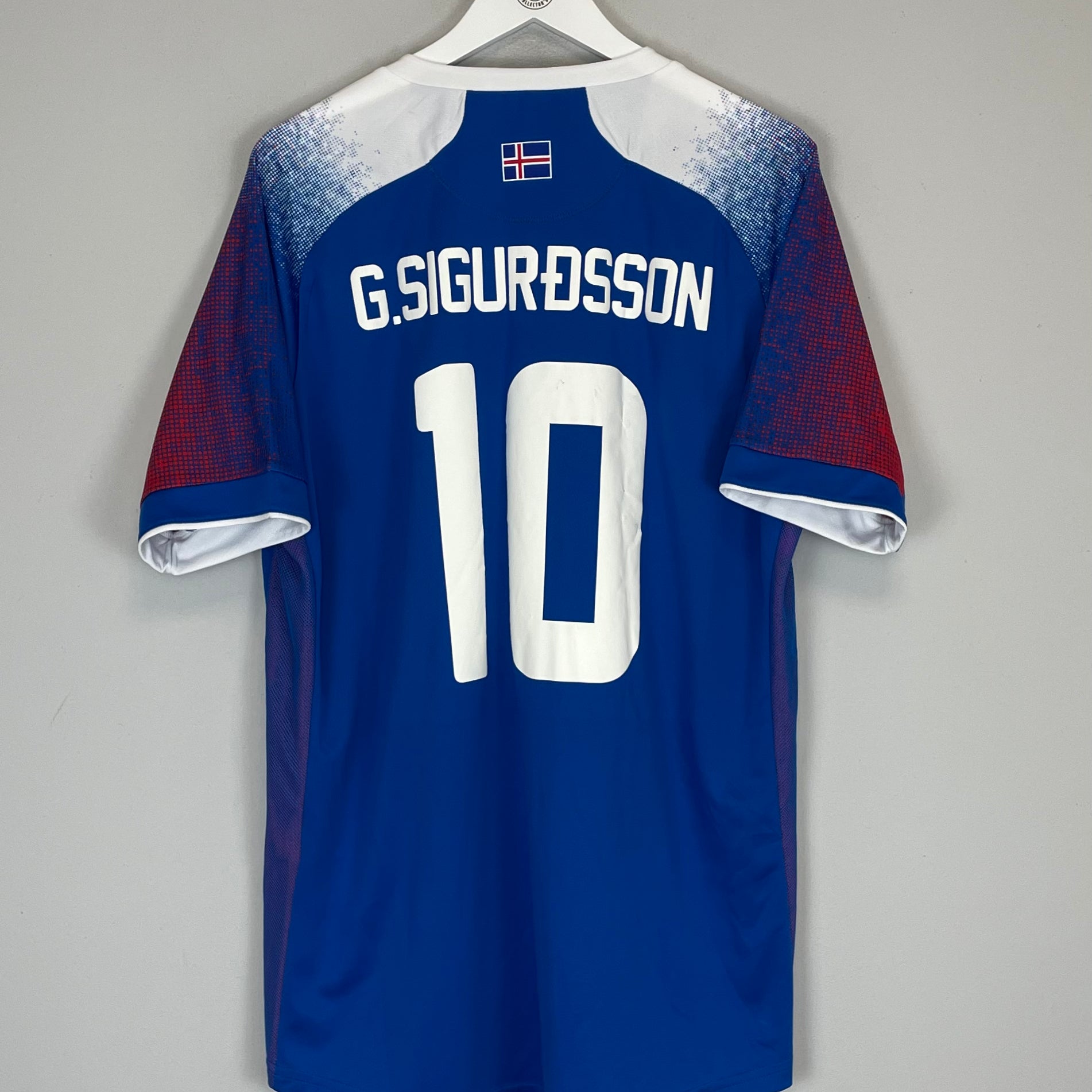 Shop 2018/19 ICELAND SIGURDSSON #10 HOME SHIRT (XXL) ERREA, classic football shirts, vintage football shirts & retro soccer jerseys at Cult Kits