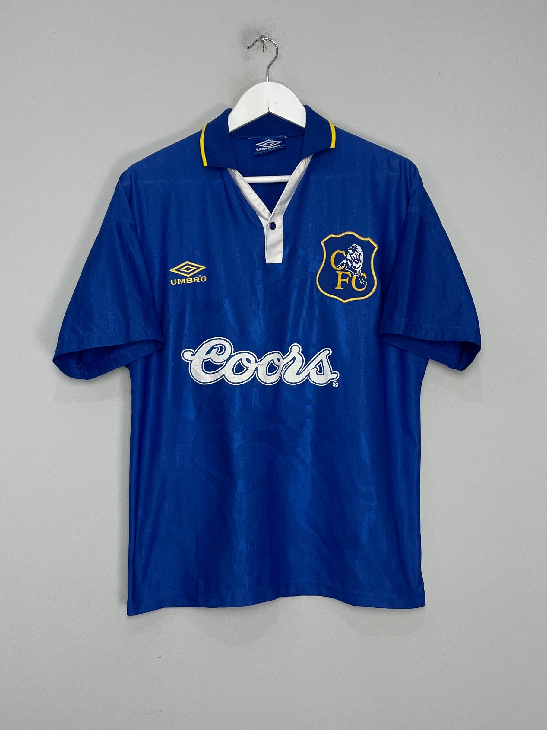 Shop 1995/97 CHELSEA HOME SHIRT (M) UMBRO, classic football shirts, vintage football shirts & retro soccer jerseys at Cult Kits